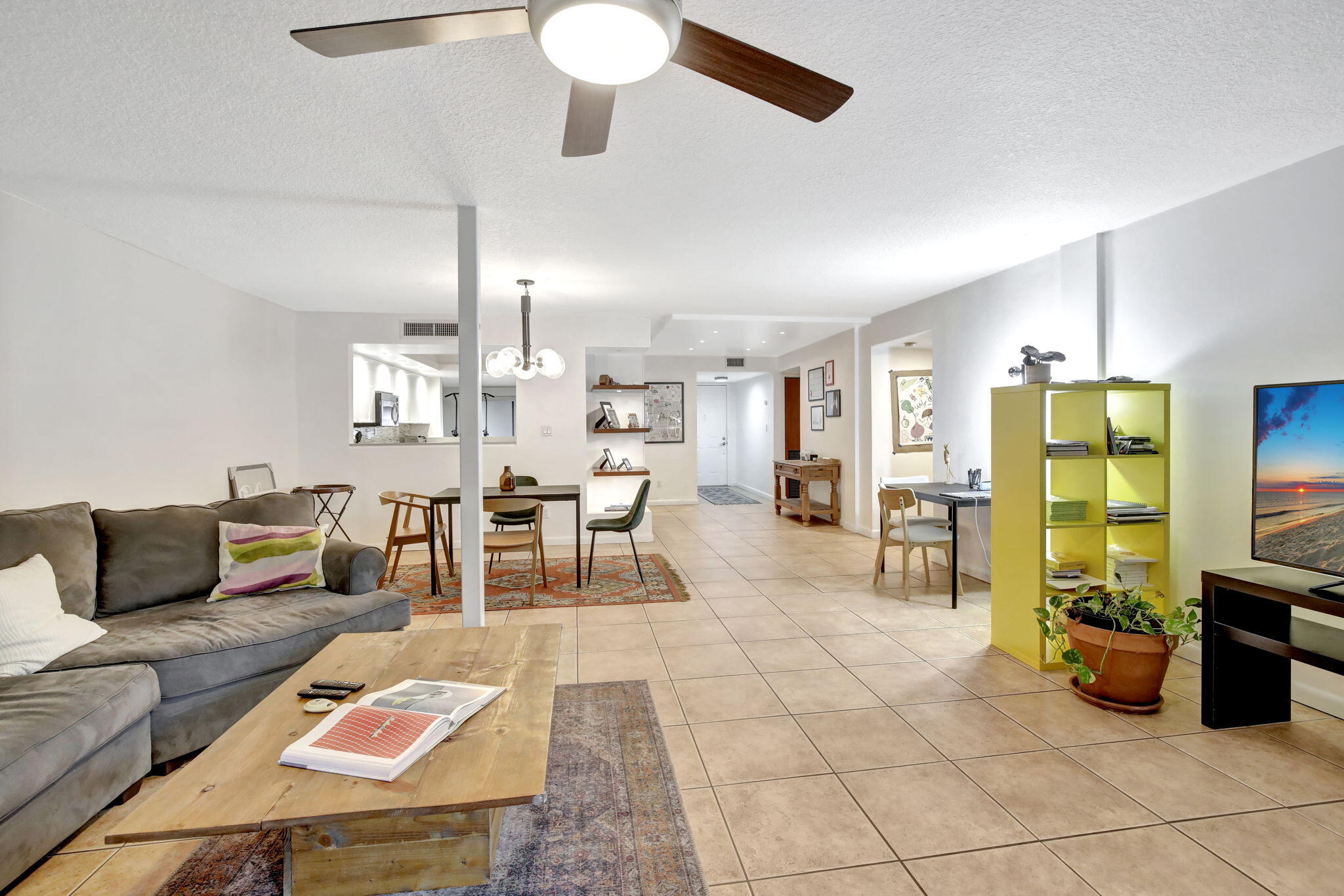 141 SW 96th #302, Plantation FL 33324