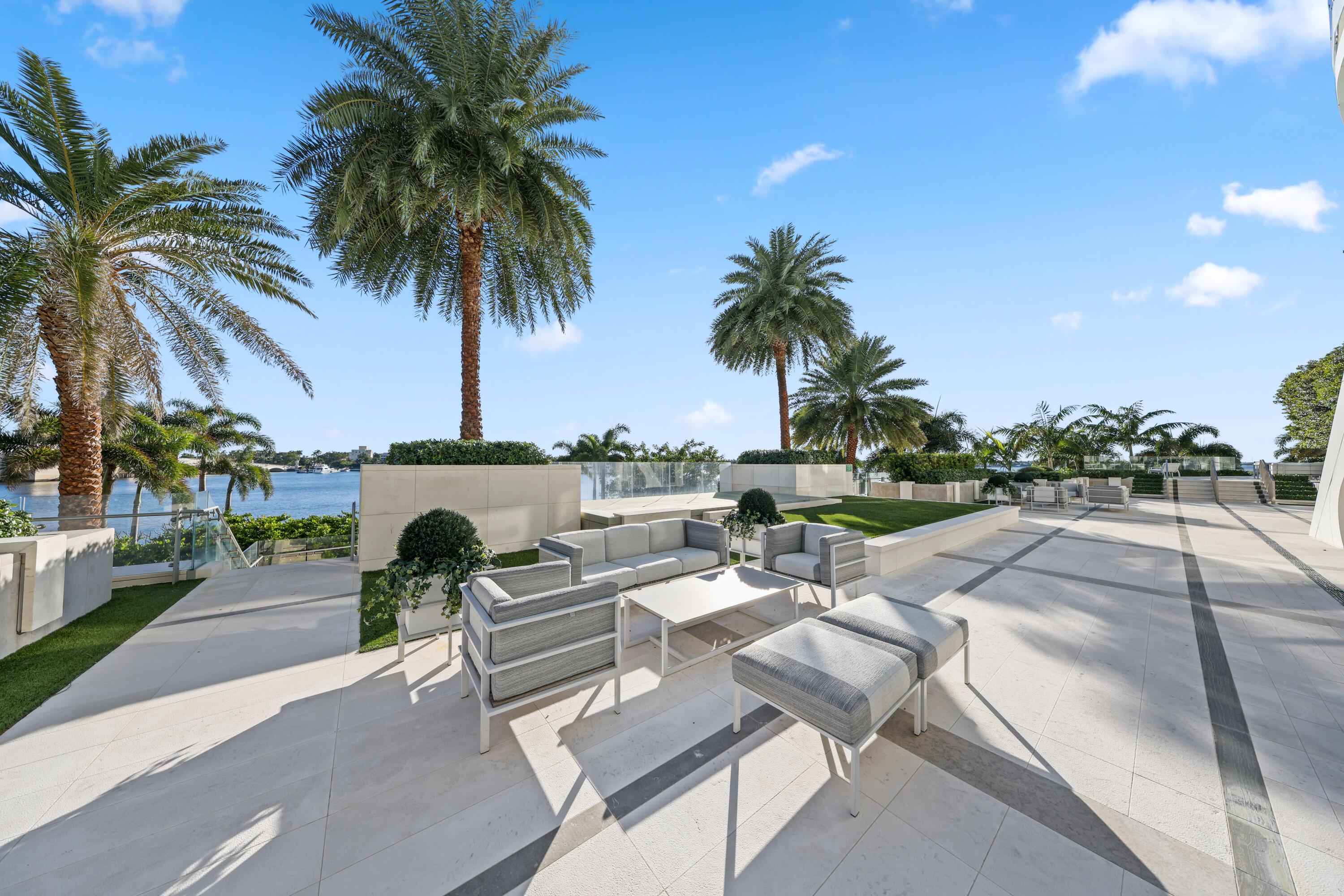 1100 S Flagler #601, West Palm Beach FL 33401