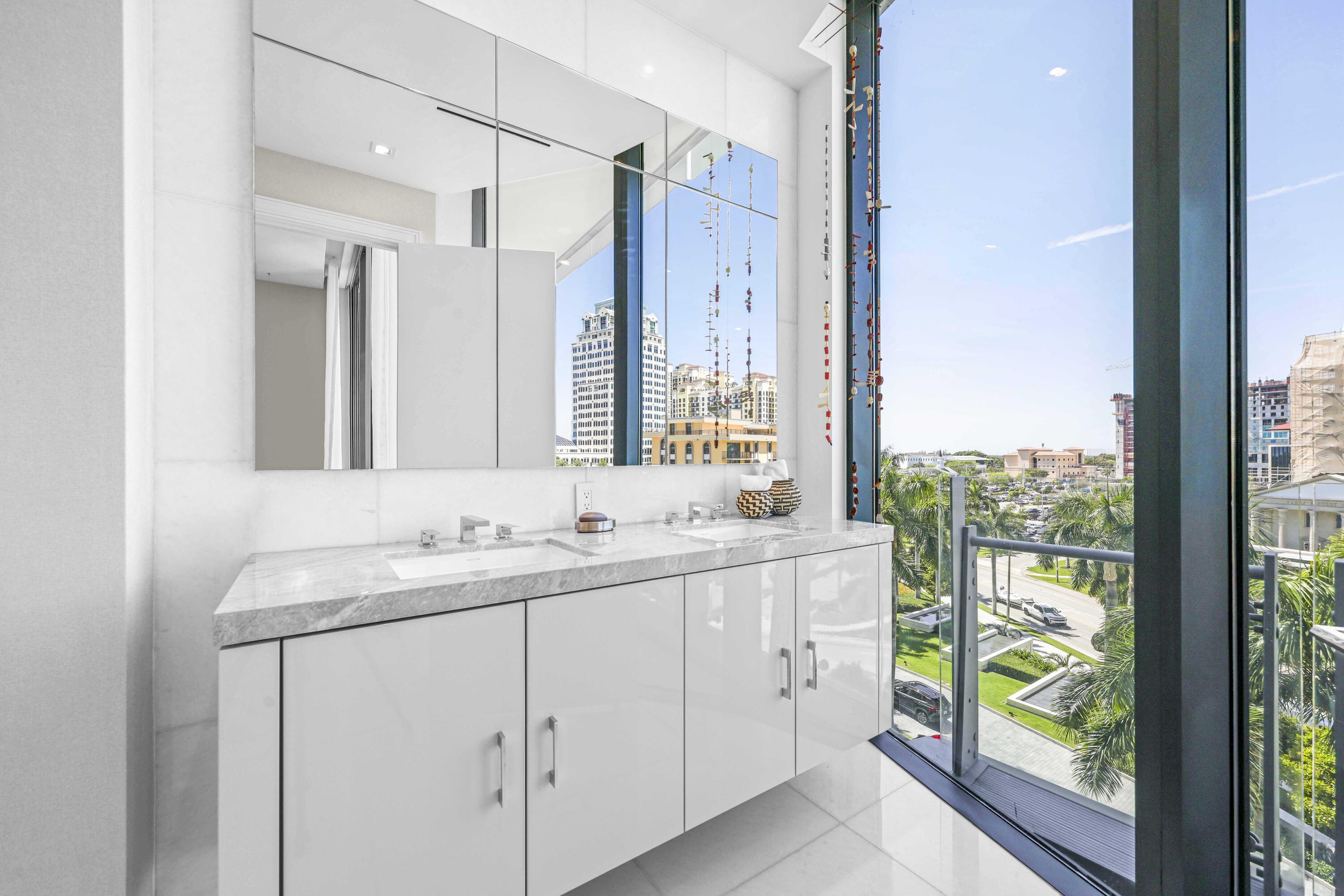 1100 S Flagler #601, West Palm Beach FL 33401