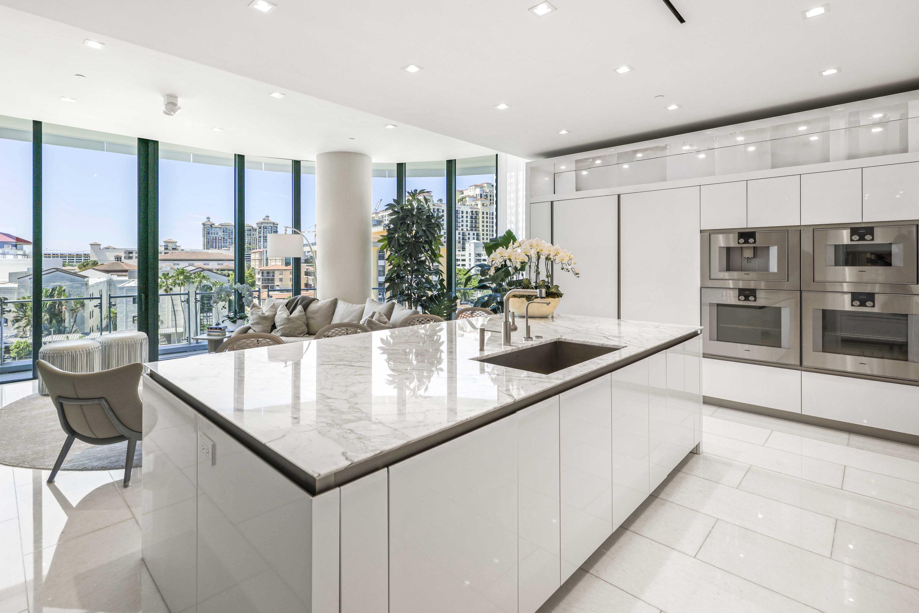 1100 S Flagler #601, West Palm Beach FL 33401