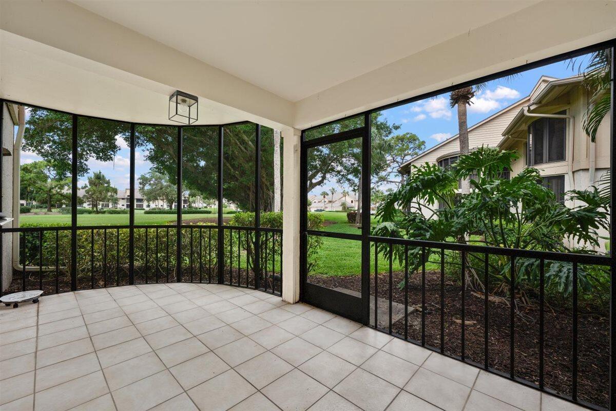 17138 Waterbend #117, Jupiter FL 33477