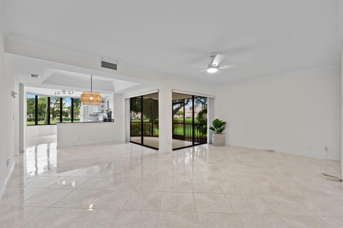 17138 Waterbend #117, Jupiter FL 33477