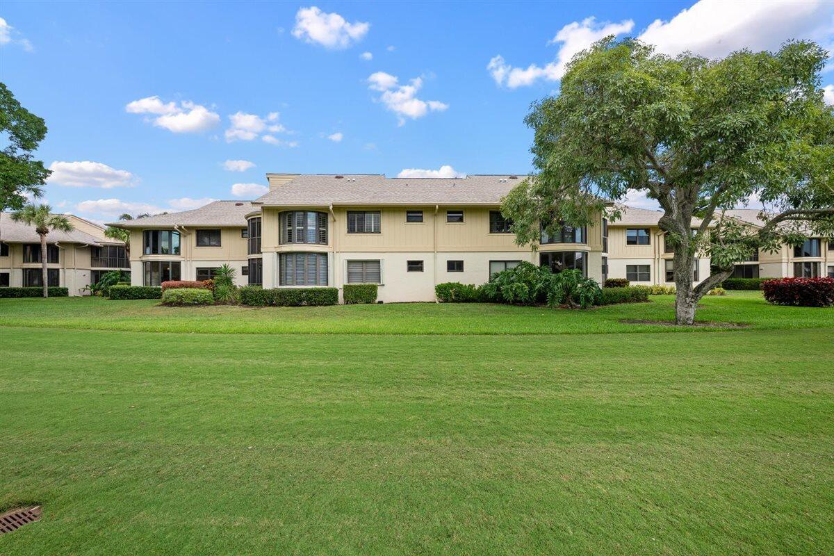 17138 Waterbend #117, Jupiter FL 33477
