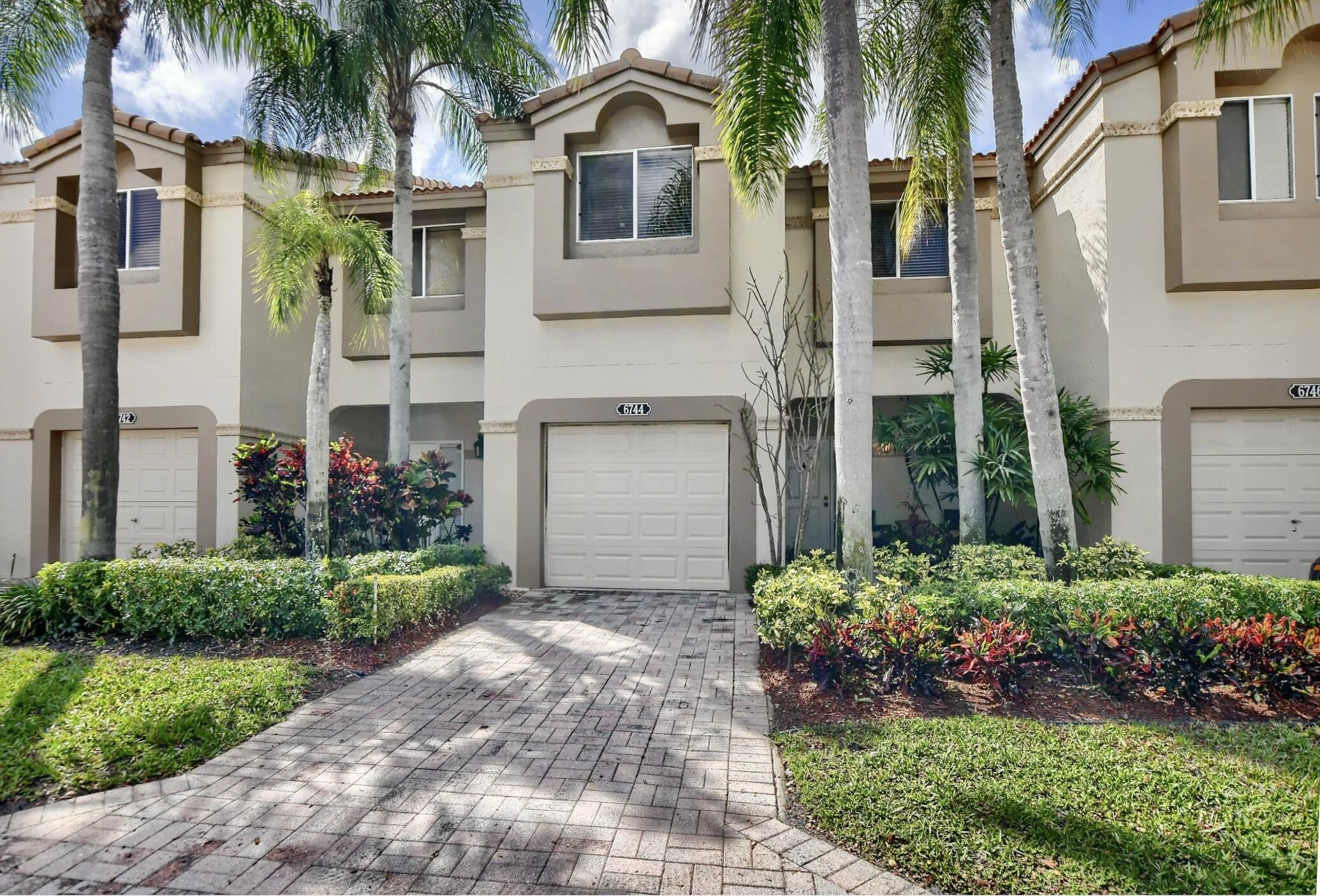 6744 Via Regina, Boca Raton FL 33433