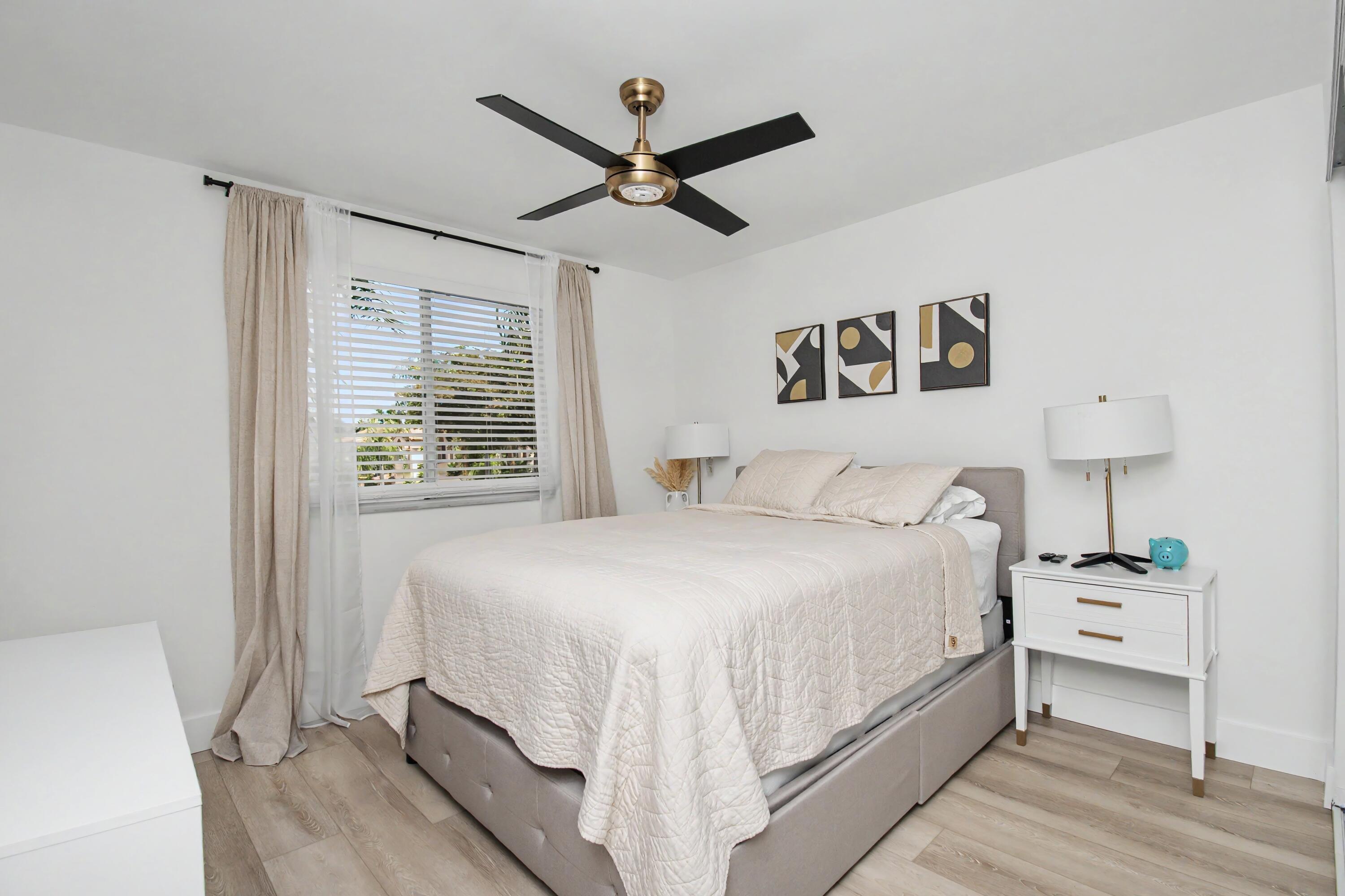 6744 Via Regina, Boca Raton FL 33433