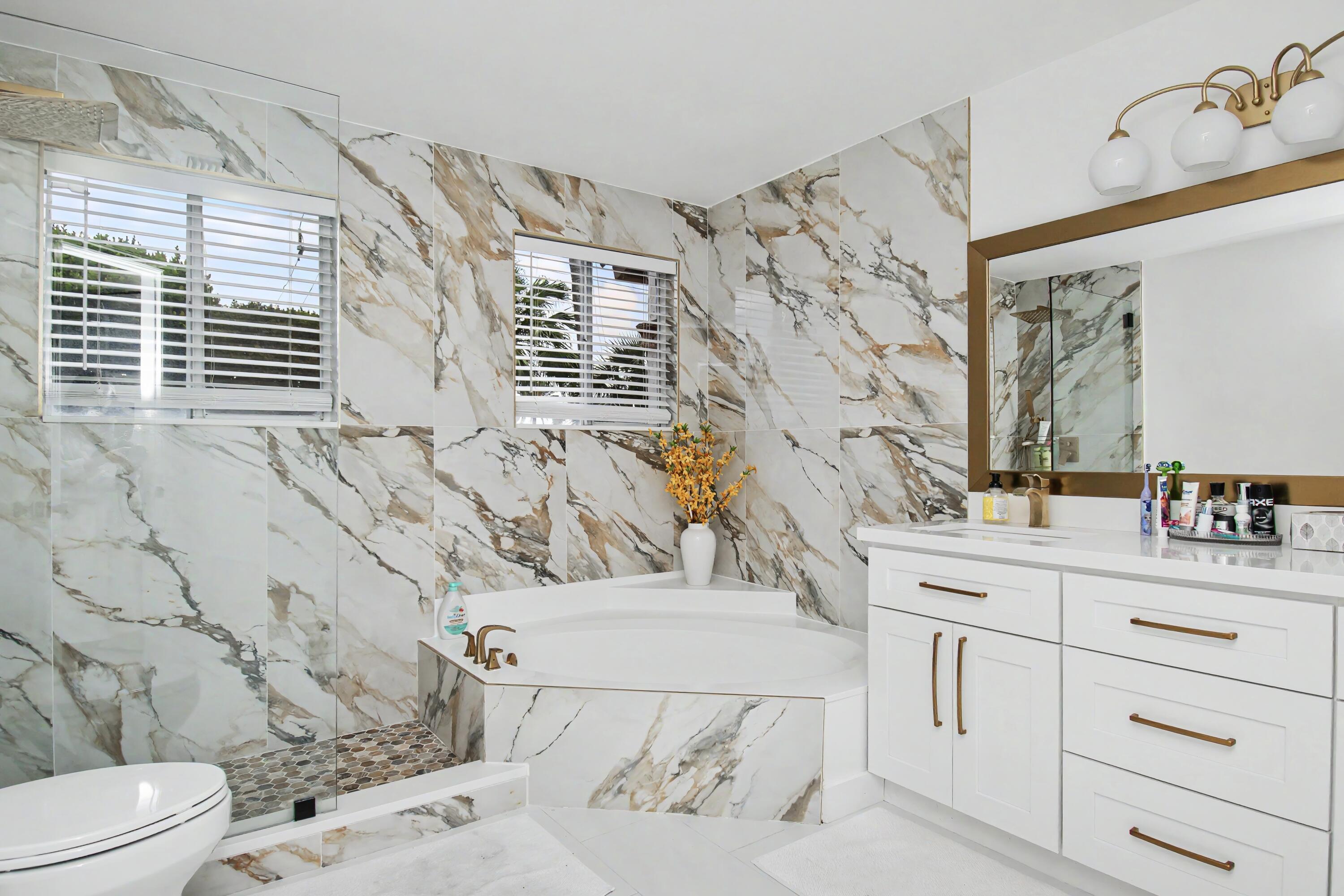 6744 Via Regina, Boca Raton FL 33433