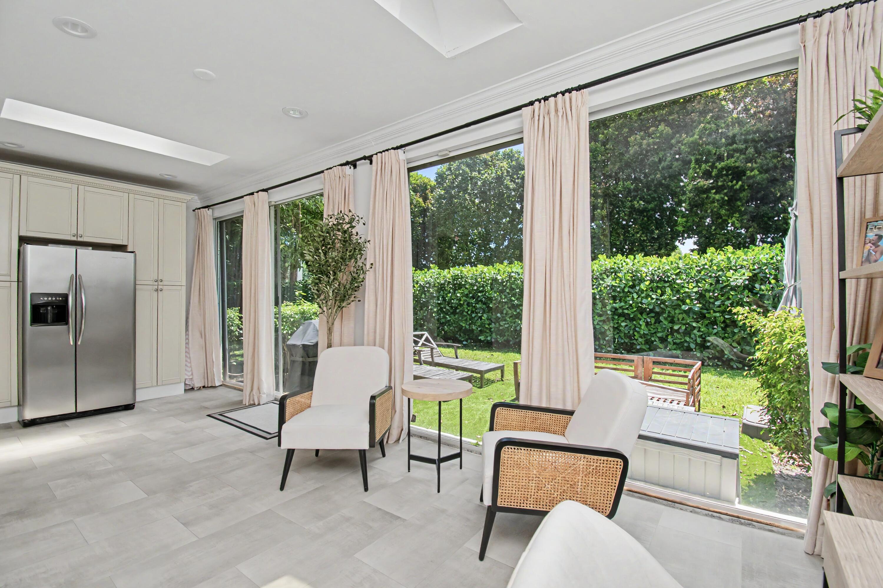 6744 Via Regina, Boca Raton FL 33433