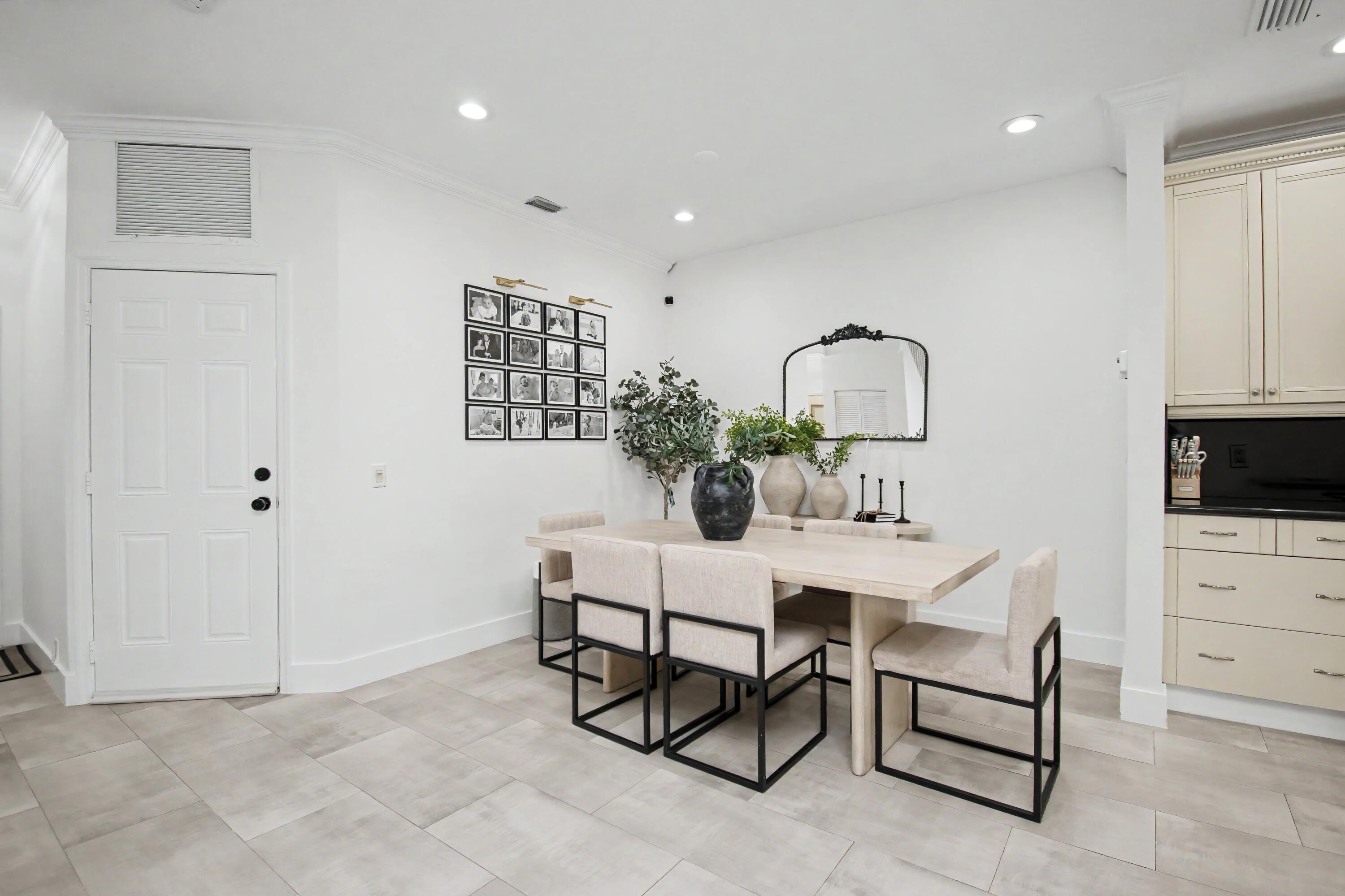 6744 Via Regina, Boca Raton FL 33433