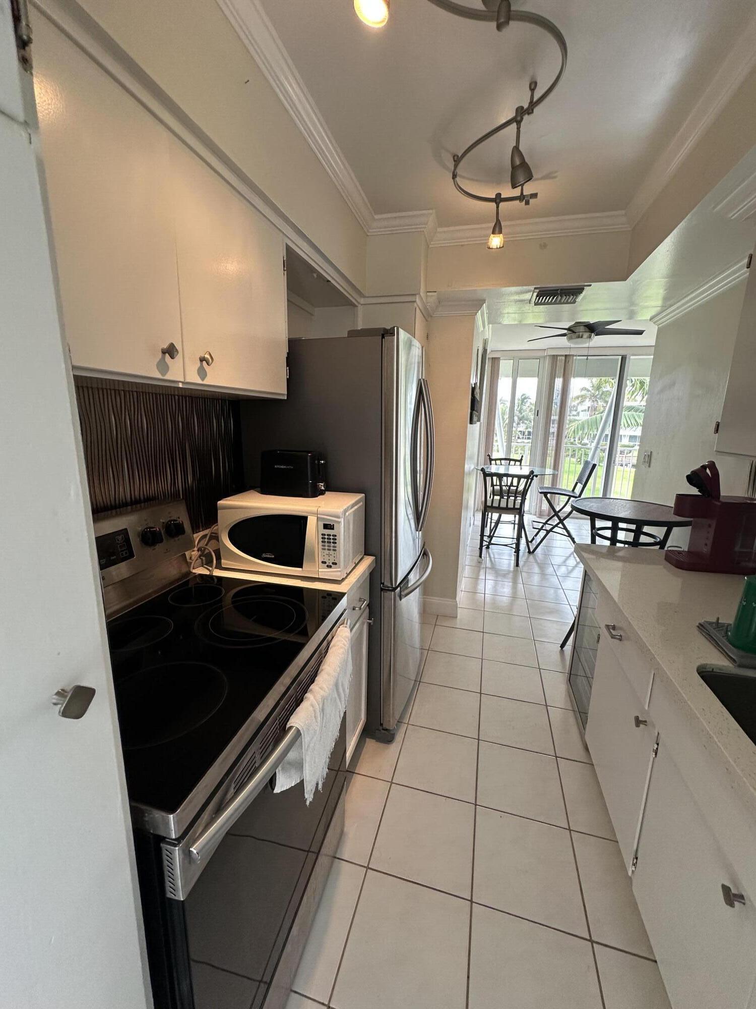 1221 Hillsboro Mile #41b, Hillsboro Beach FL 33062