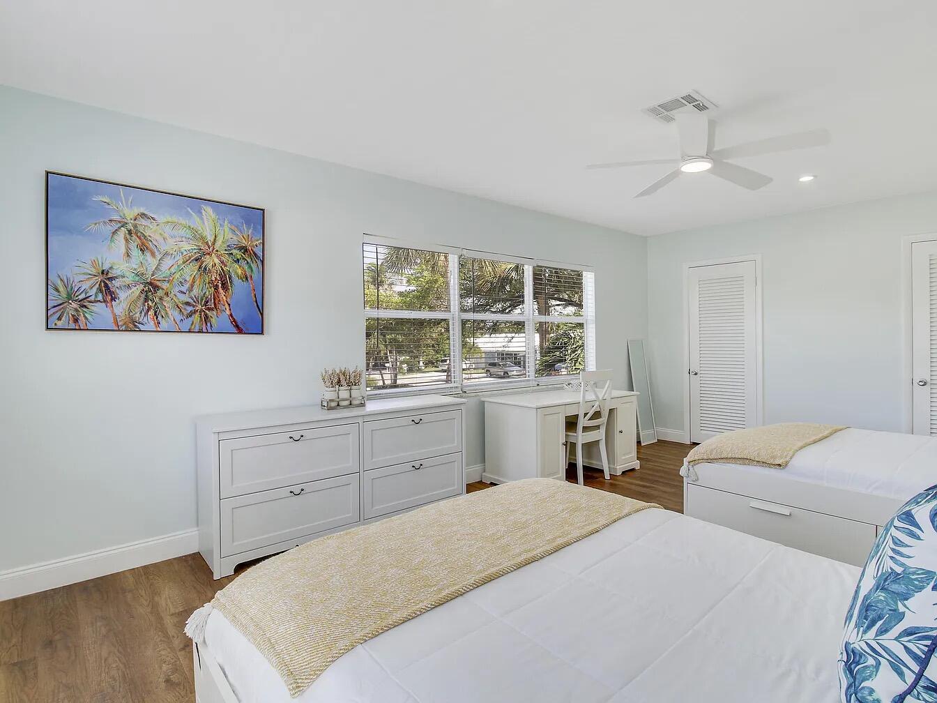 1310 Manor, Singer Island FL 33404