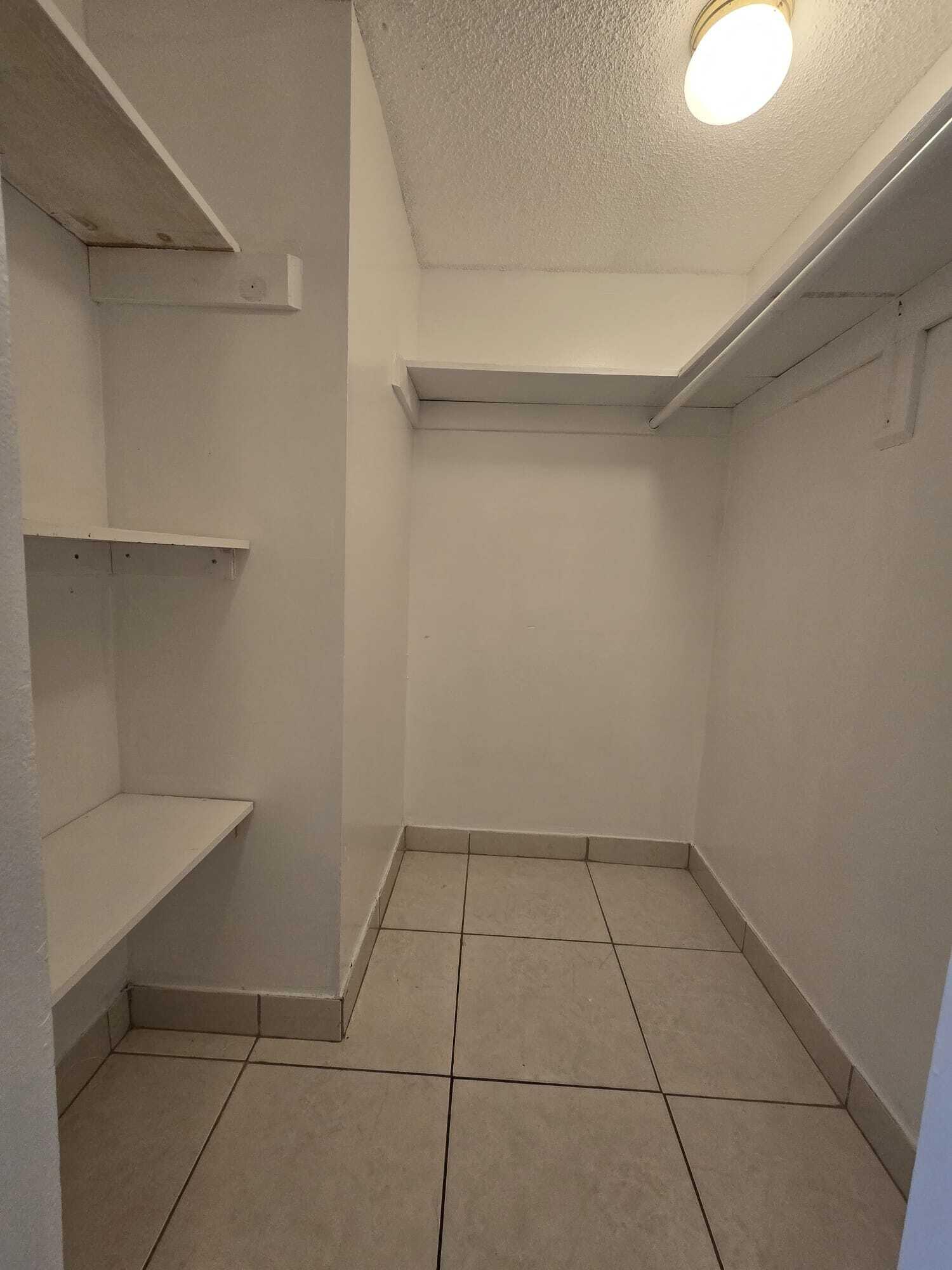 1201 SW 52nd #202-2, North Lauderdale FL 33068