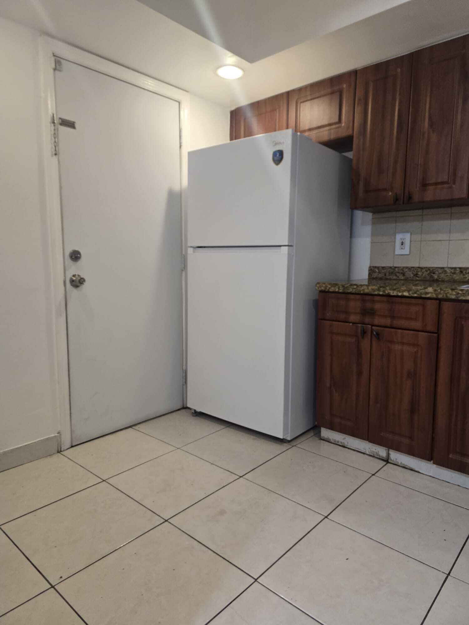 1201 SW 52nd #202-2, North Lauderdale FL 33068