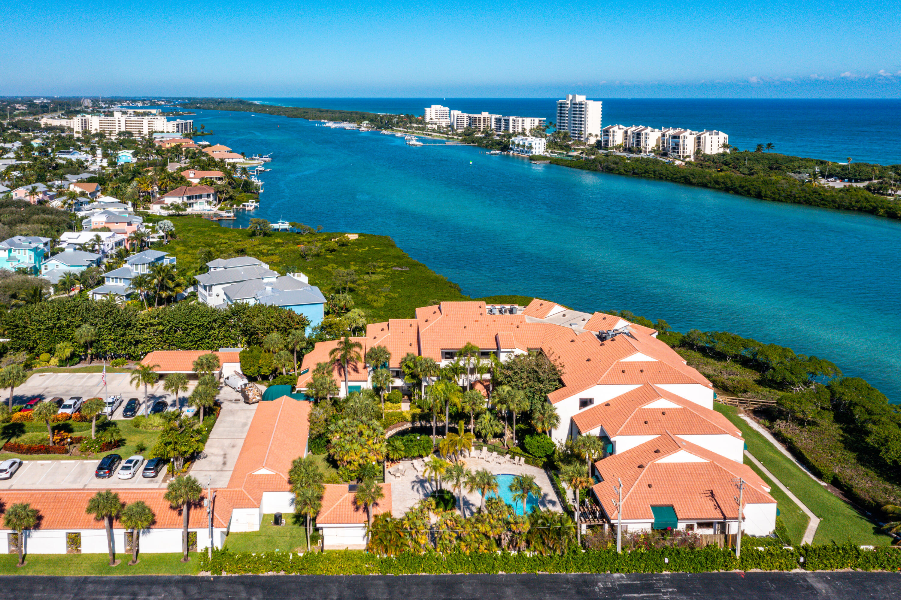 200 Waterway #204, Tequesta FL 33469