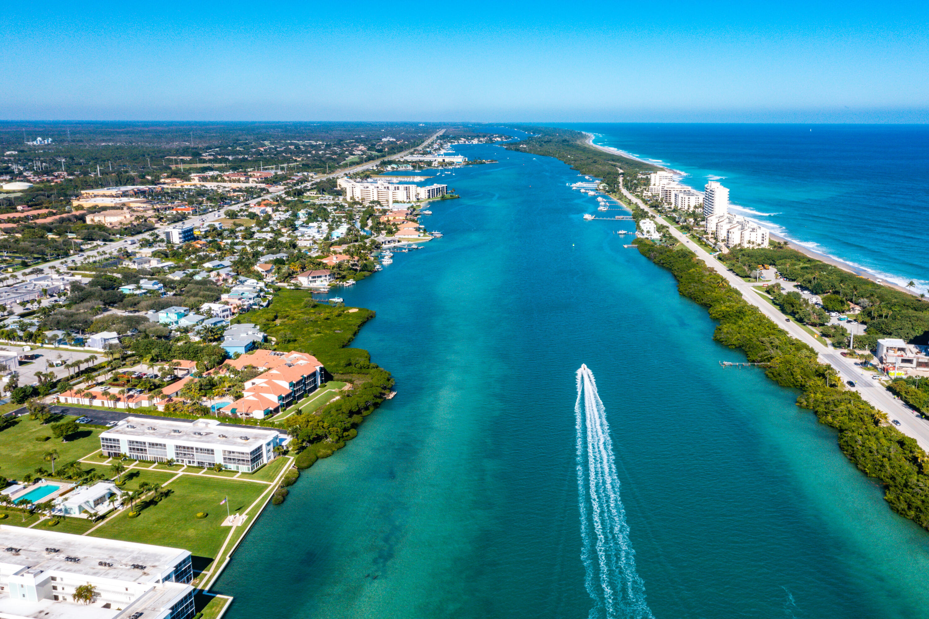 200 Waterway #204, Tequesta FL 33469