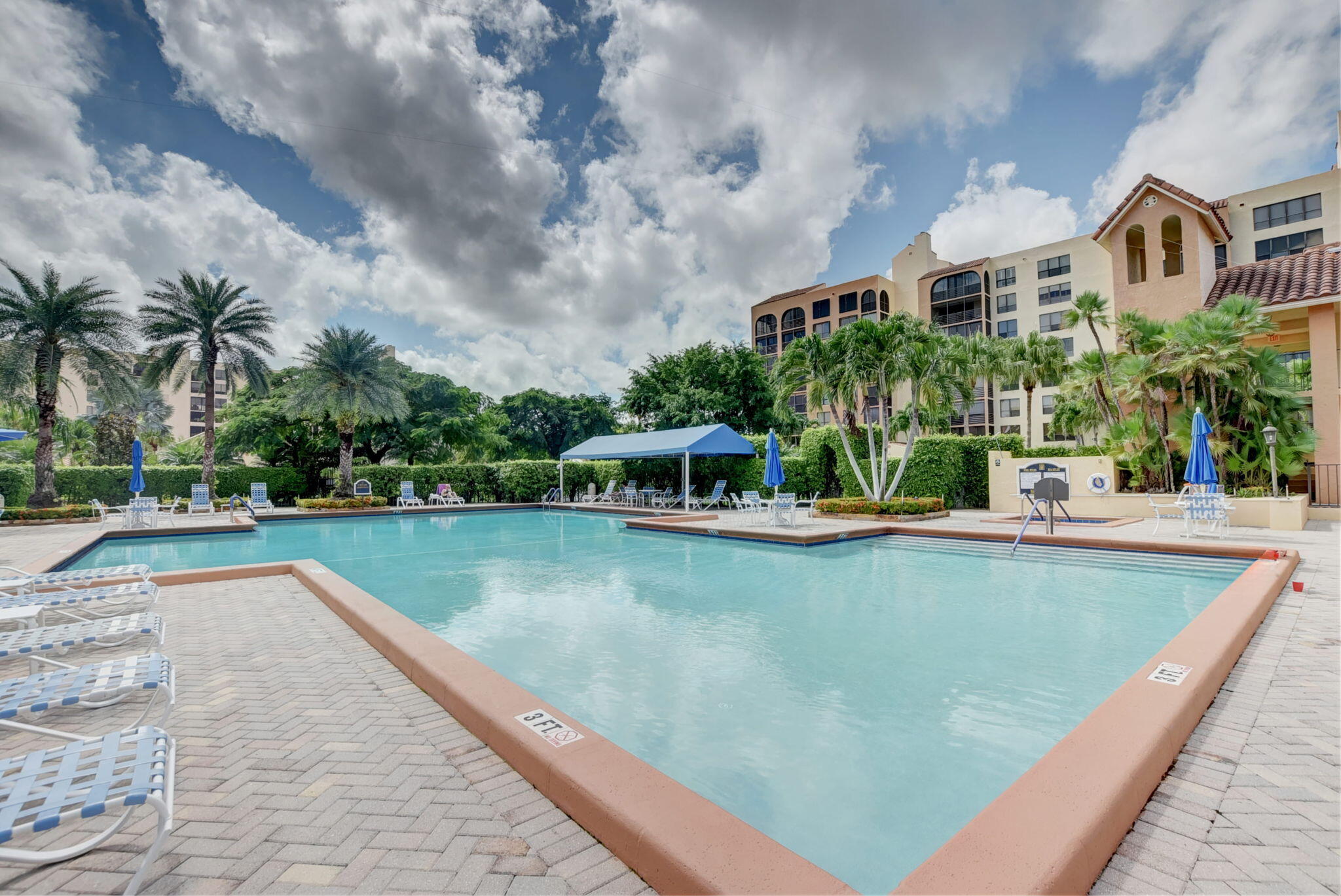 7233 Promenade #101, Boca Raton FL 33433