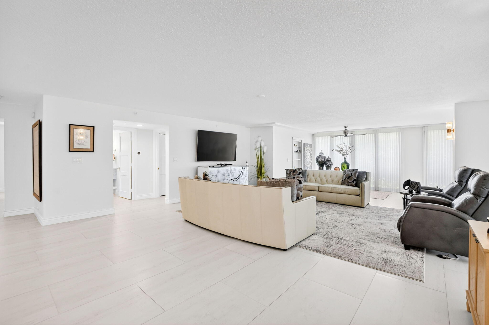 7233 Promenade #101, Boca Raton FL 33433
