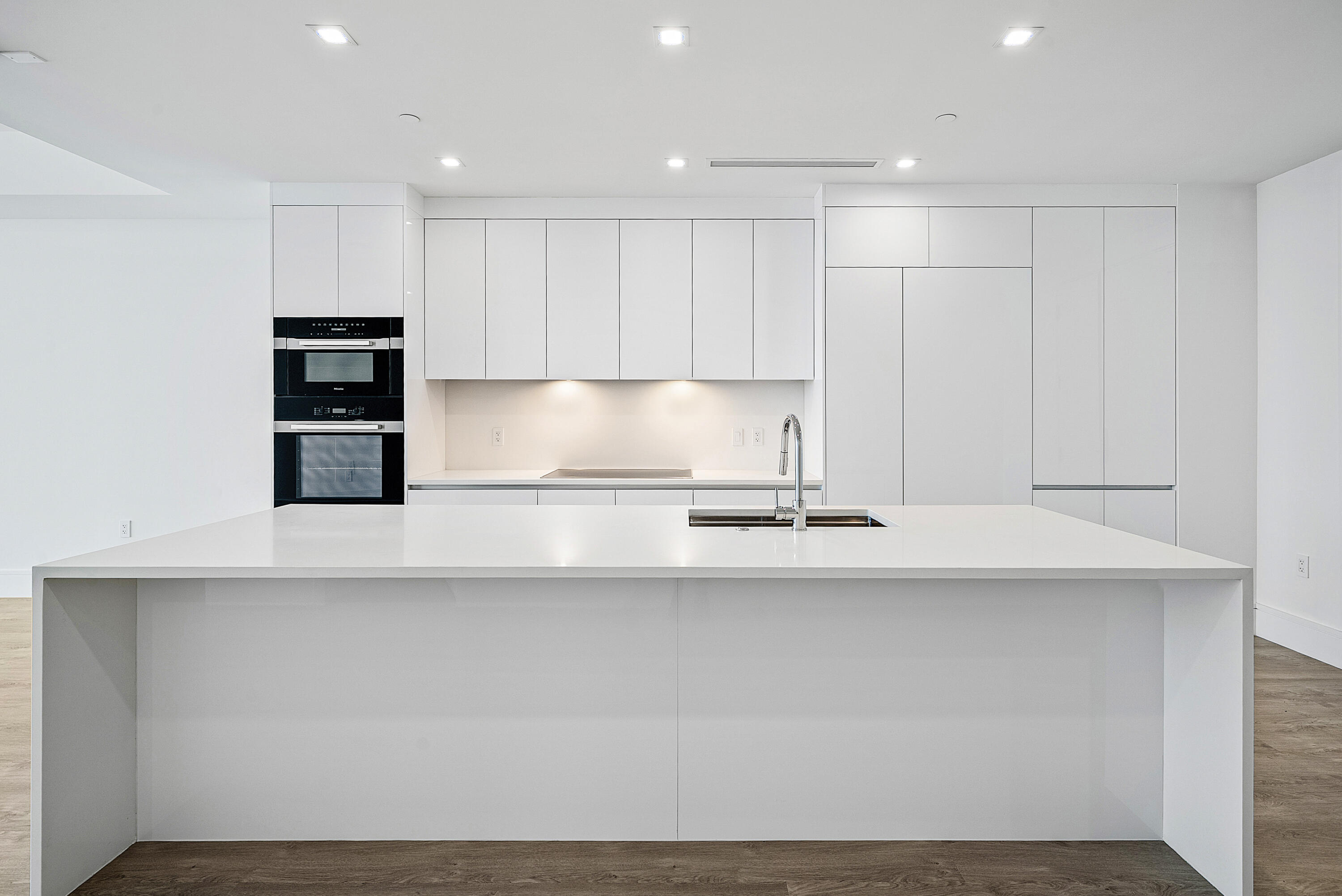 220 Lake Shore #1508, Lake Park FL 33403