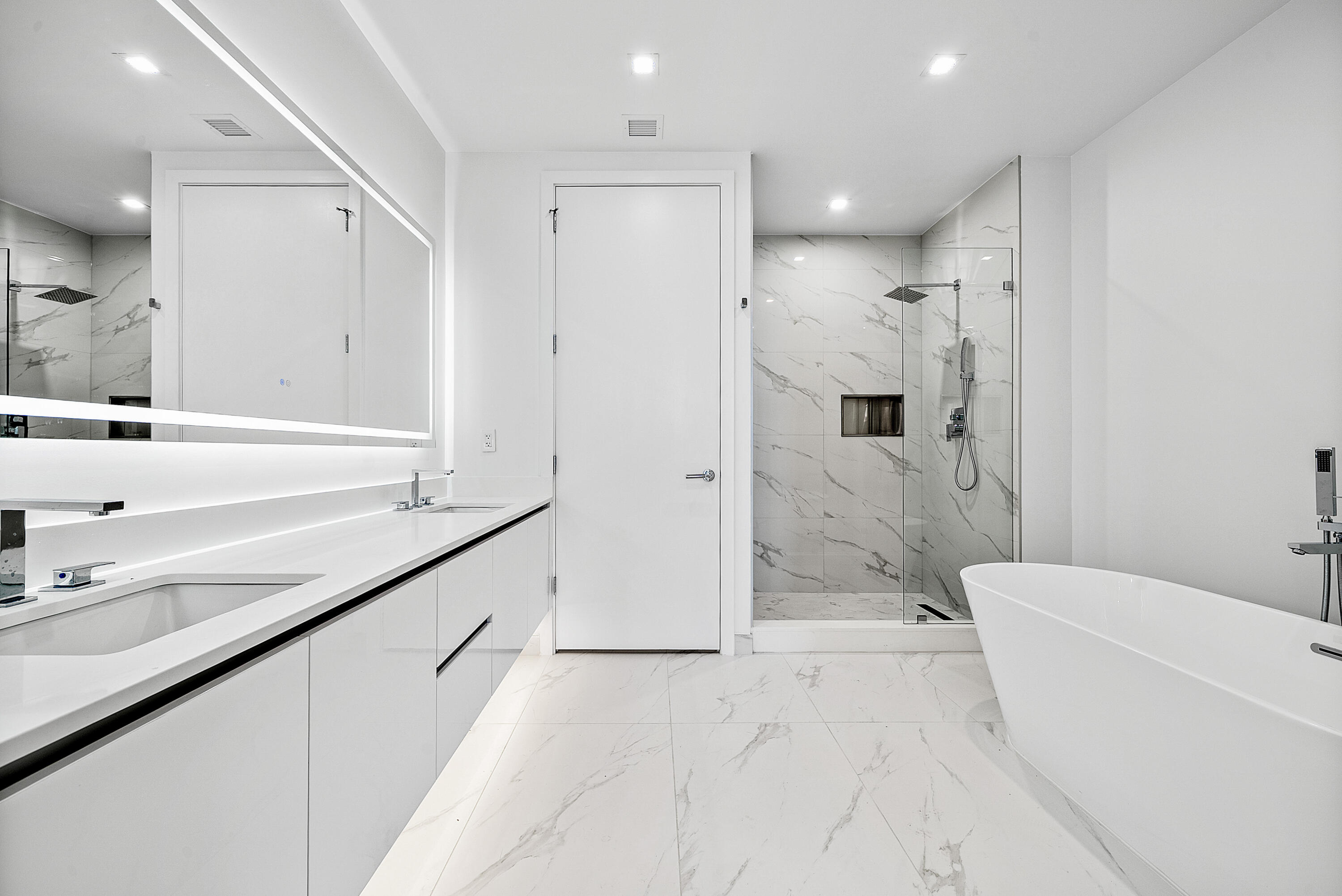 220 Lake Shore #1508, Lake Park FL 33403