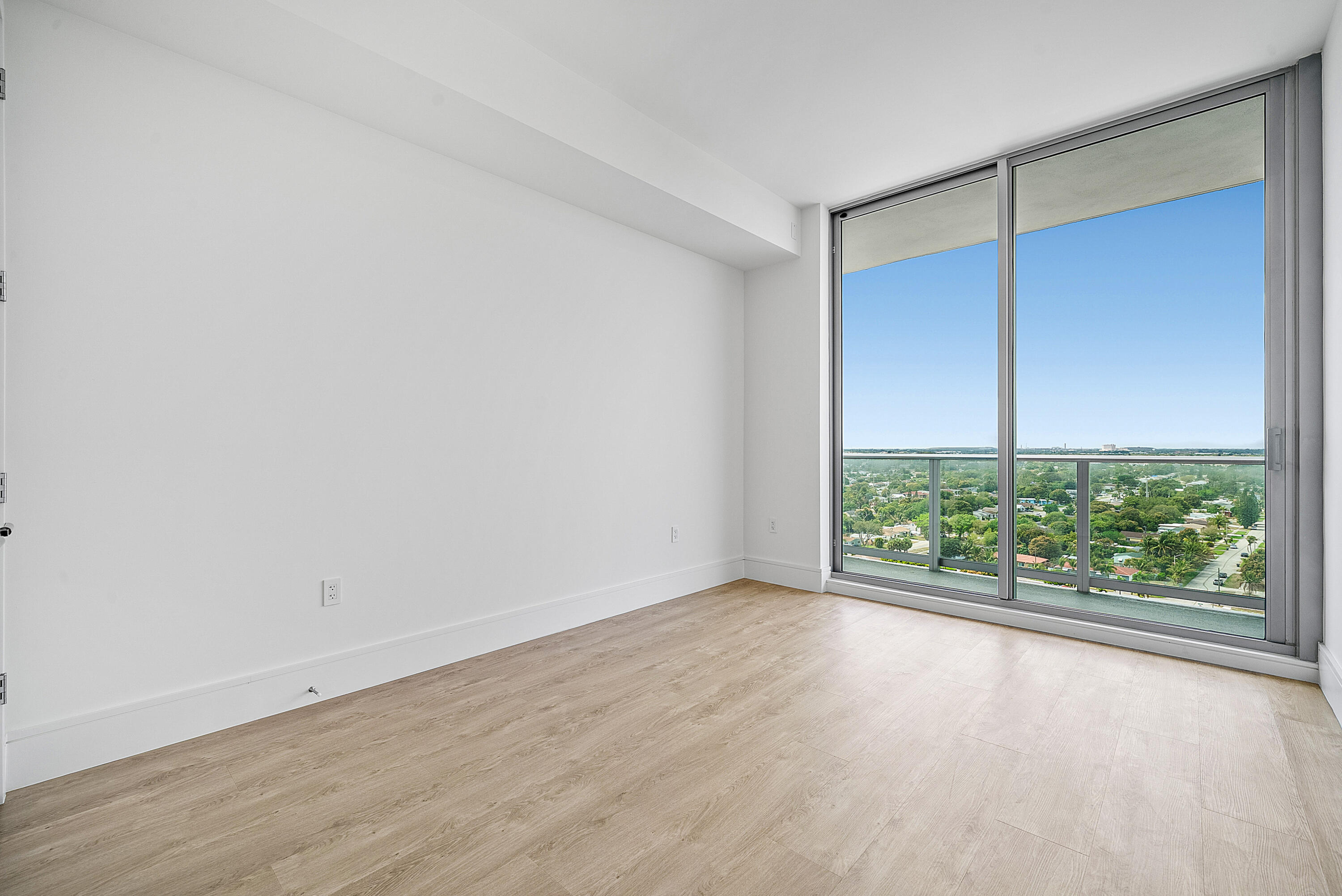 220 Lake Shore #1508, Lake Park FL 33403