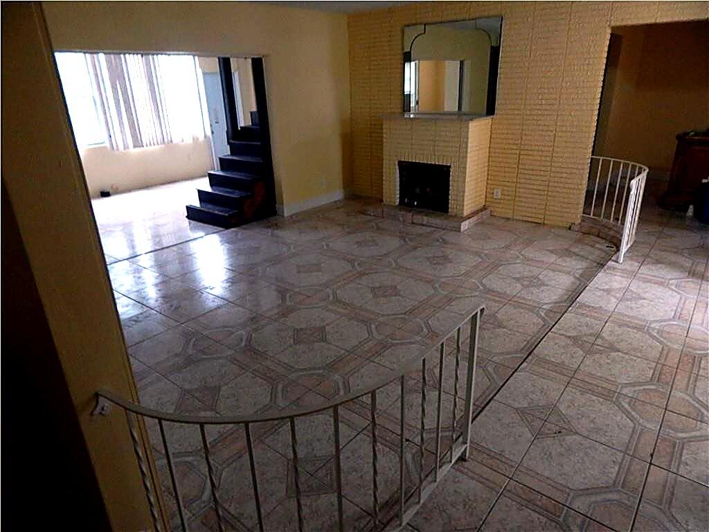 3640 NW 39th, Lauderdale Lakes FL 33309