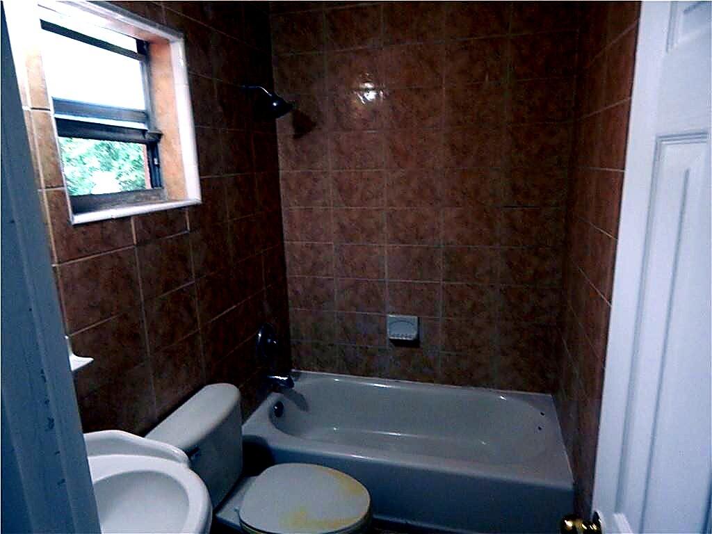 3640 NW 39th, Lauderdale Lakes FL 33309