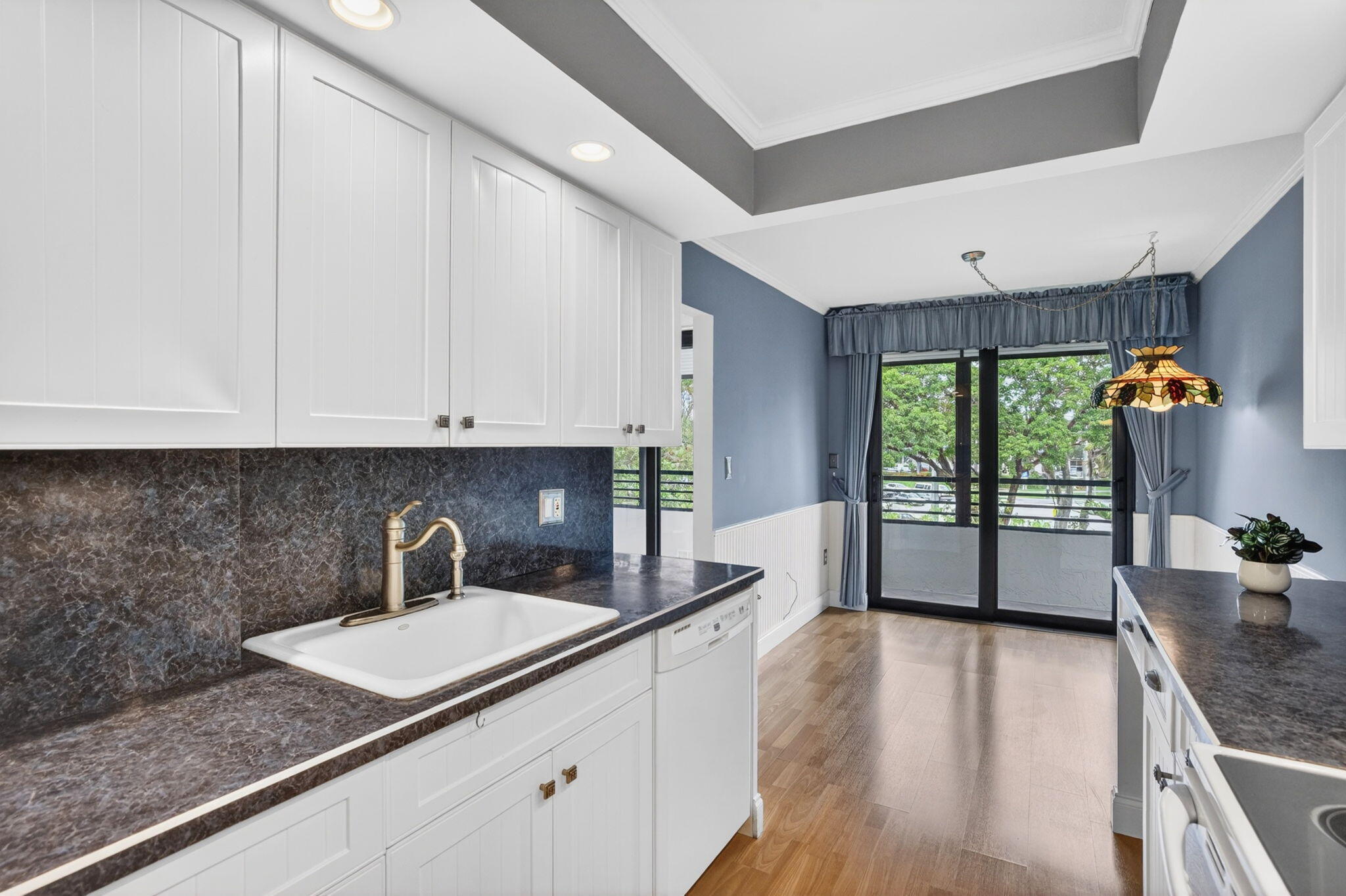 1410 Sheridan #19i, Hollywood FL 33020