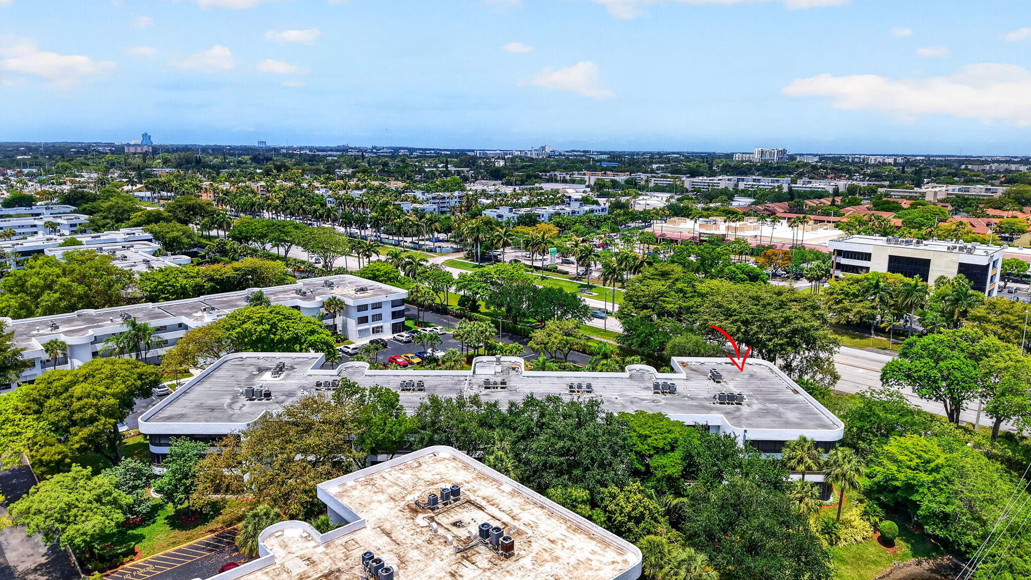 1410 Sheridan #19i, Hollywood FL 33020