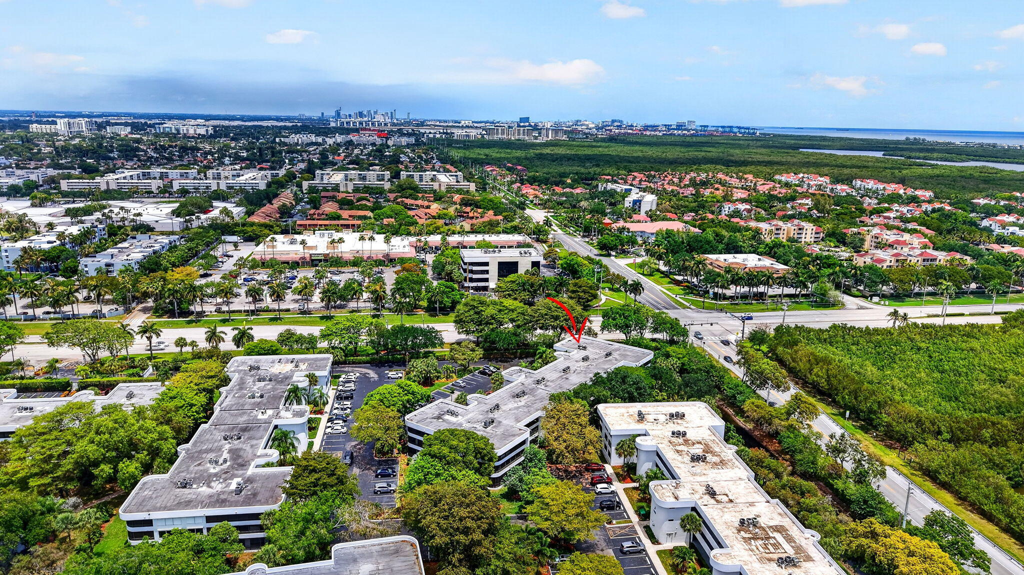 1410 Sheridan #19i, Hollywood FL 33020