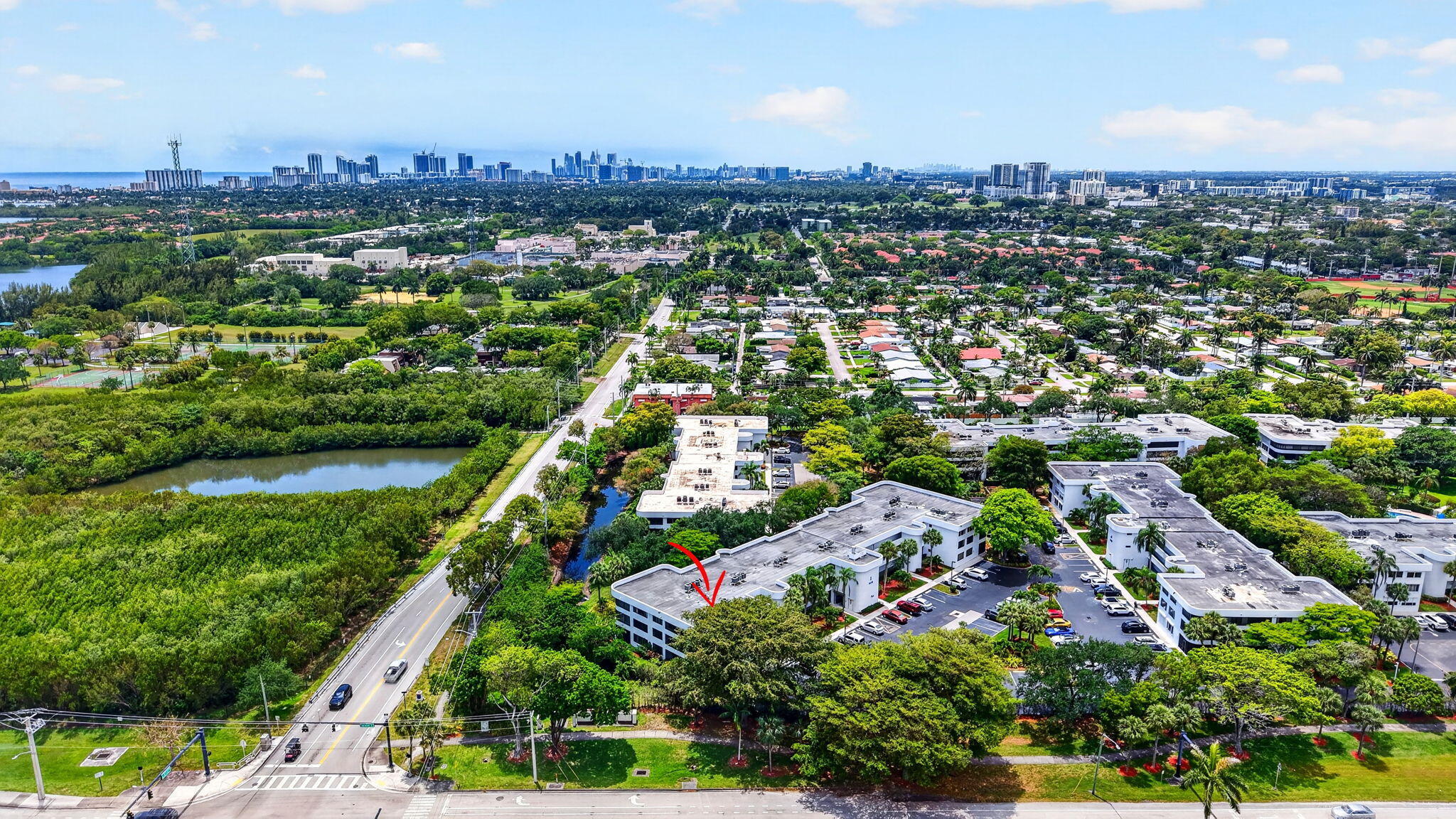 1410 Sheridan #19i, Hollywood FL 33020