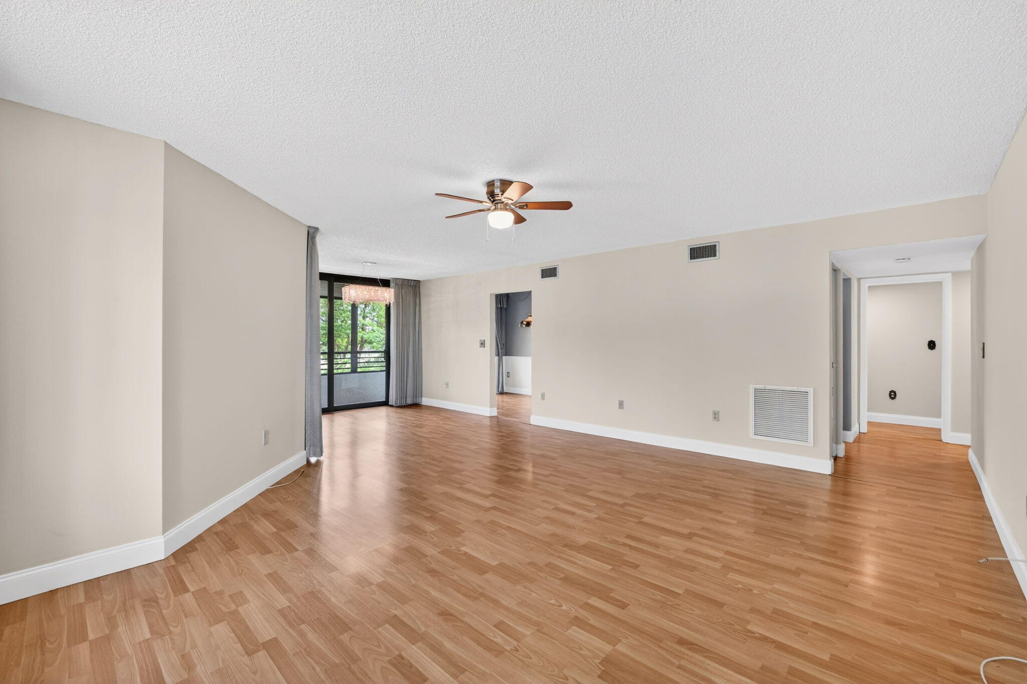1410 Sheridan #19i, Hollywood FL 33020