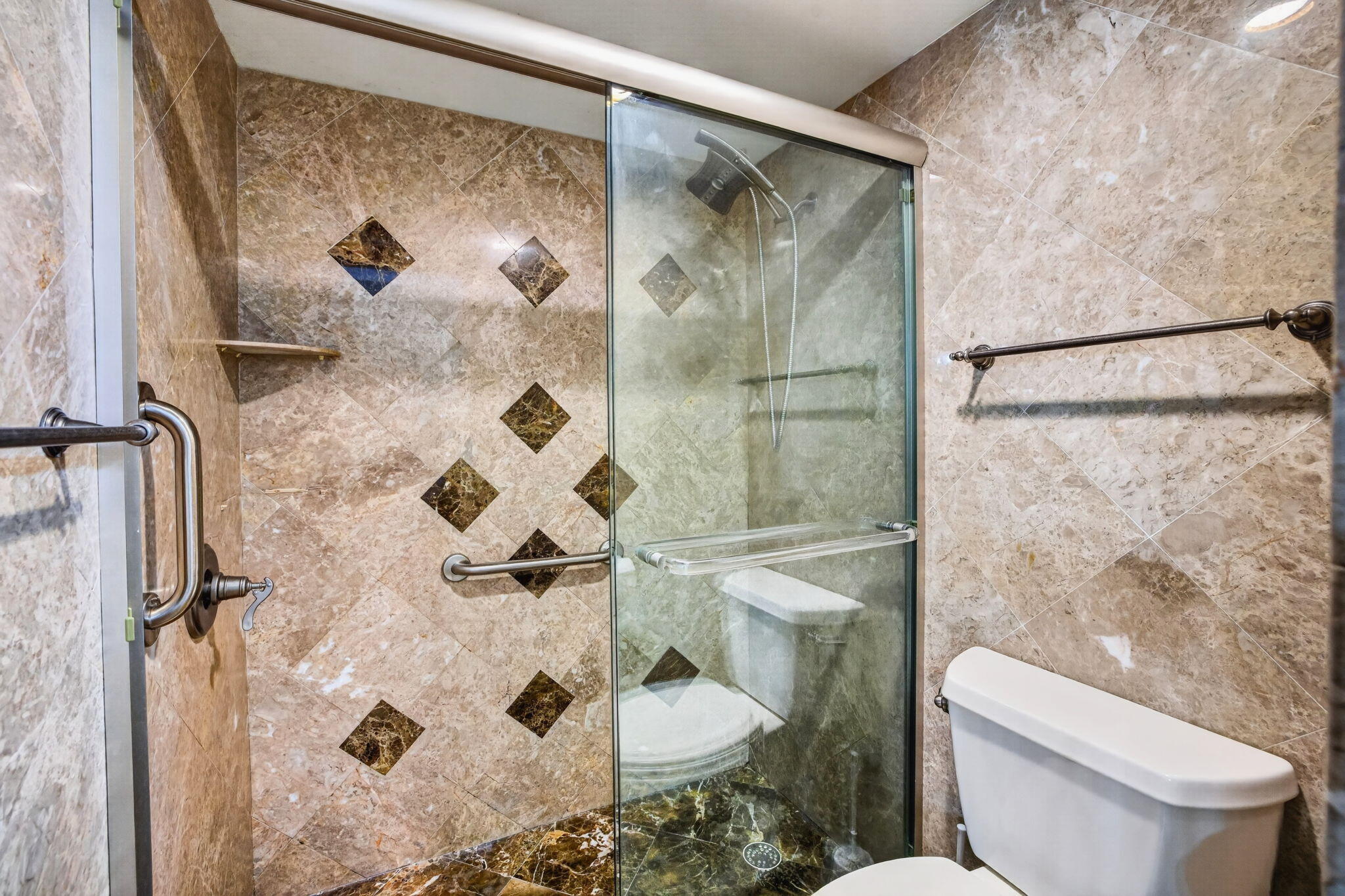 1410 Sheridan #19i, Hollywood FL 33020