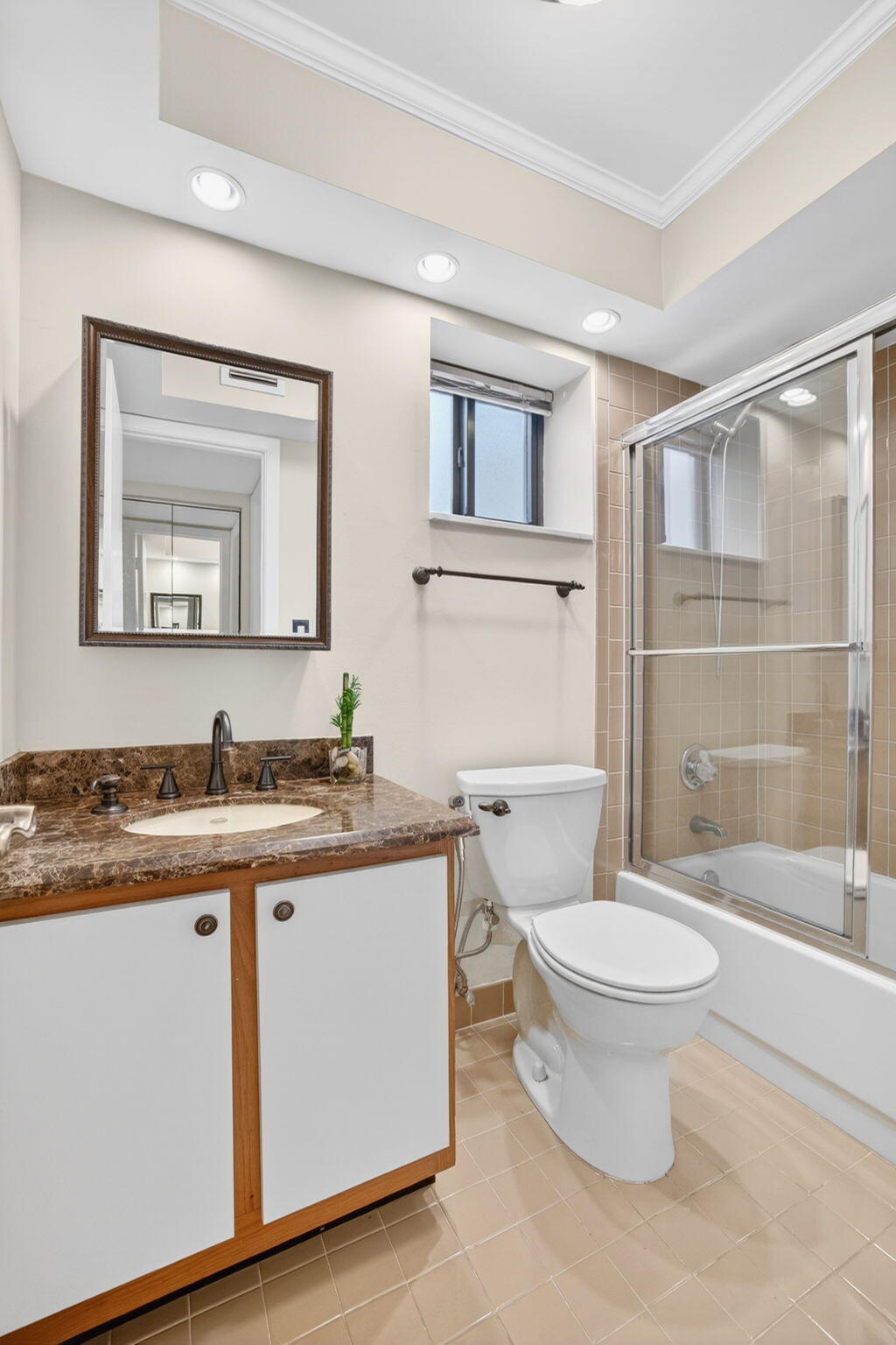 1410 Sheridan #19i, Hollywood FL 33020