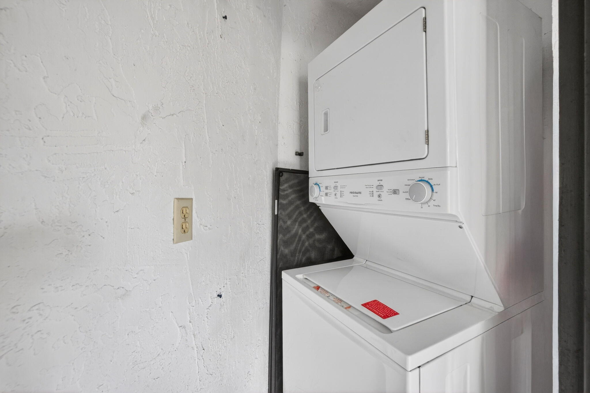 1410 Sheridan #19i, Hollywood FL 33020