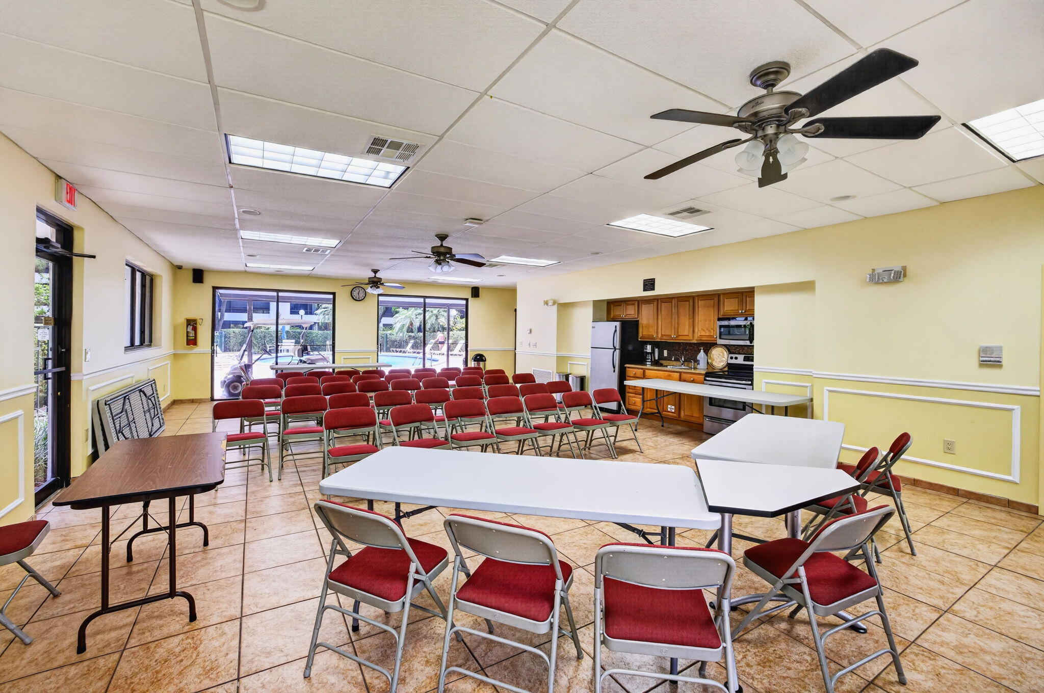1410 Sheridan #19i, Hollywood FL 33020