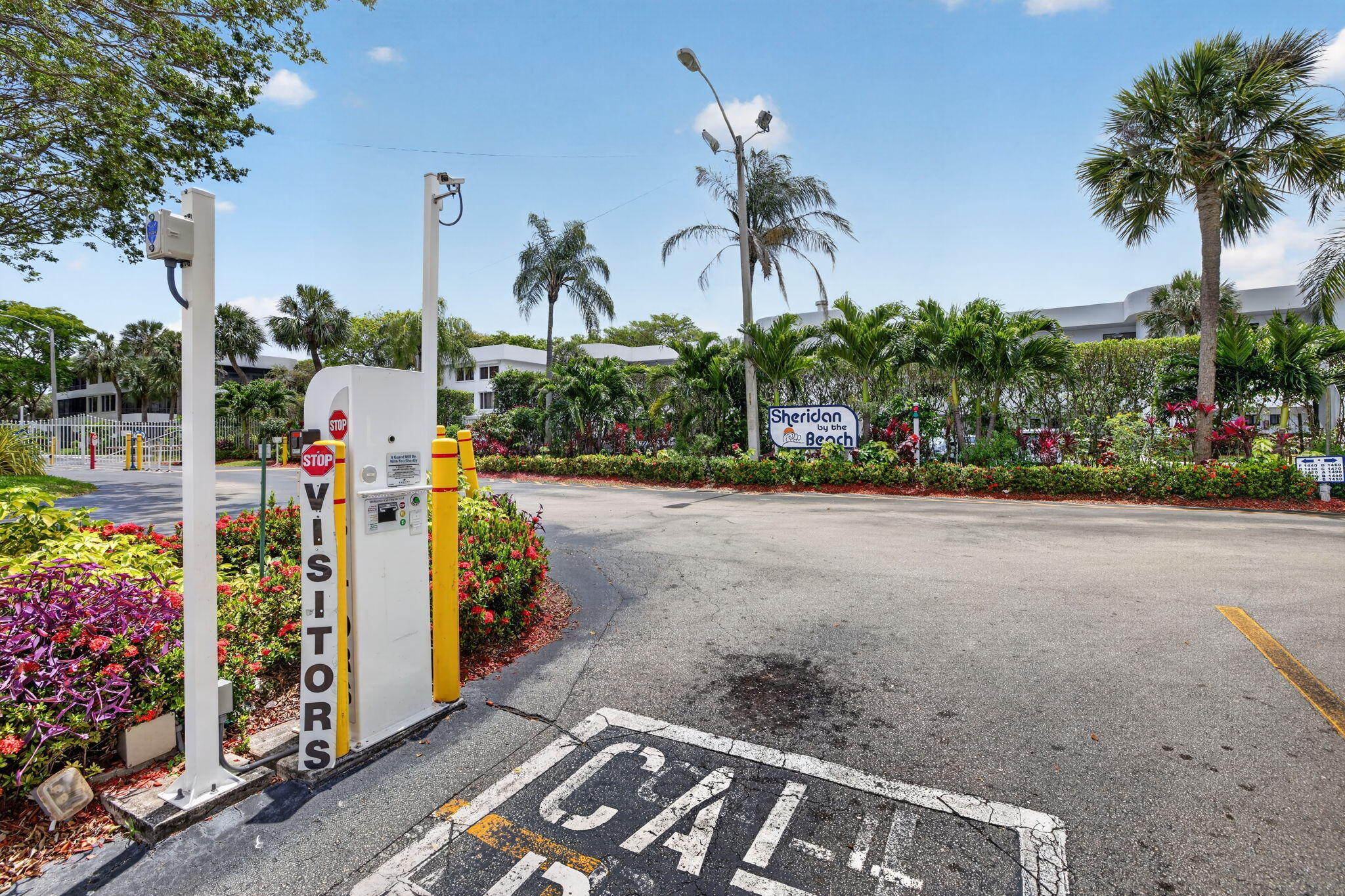 1410 Sheridan #19i, Hollywood FL 33020