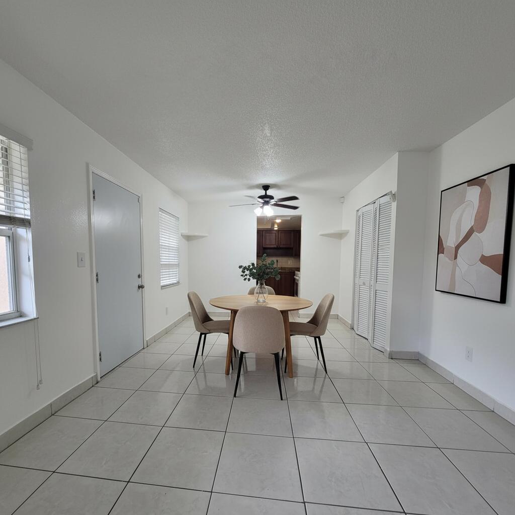 1201 SW 52nd #202-2, North Lauderdale FL 33068