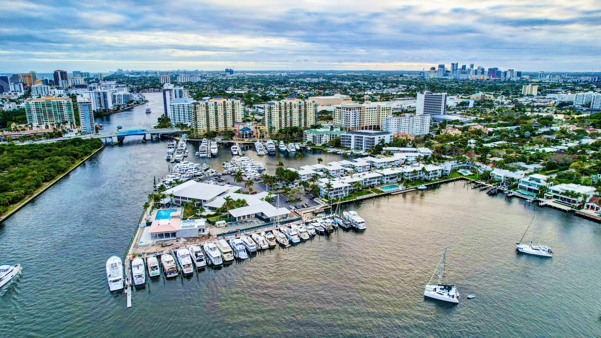 2727 Yacht Club #2a, Fort Lauderdale FL 33304