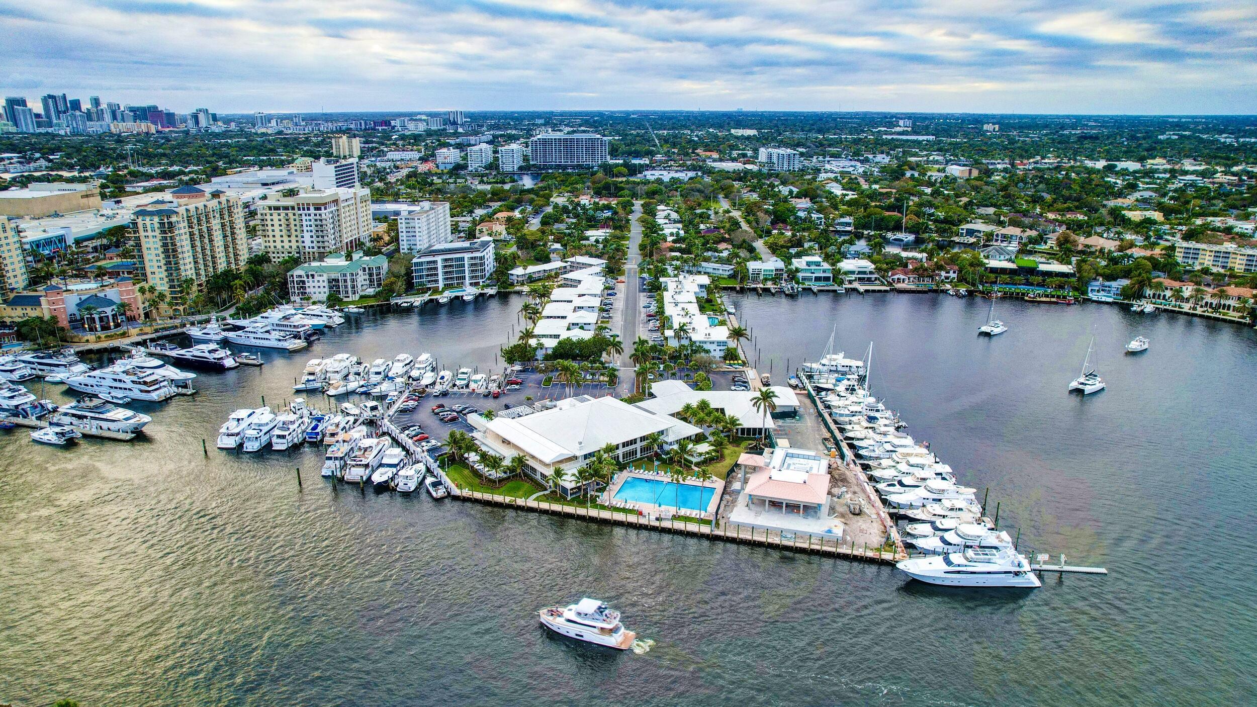 2727 Yacht Club #2a, Fort Lauderdale FL 33304