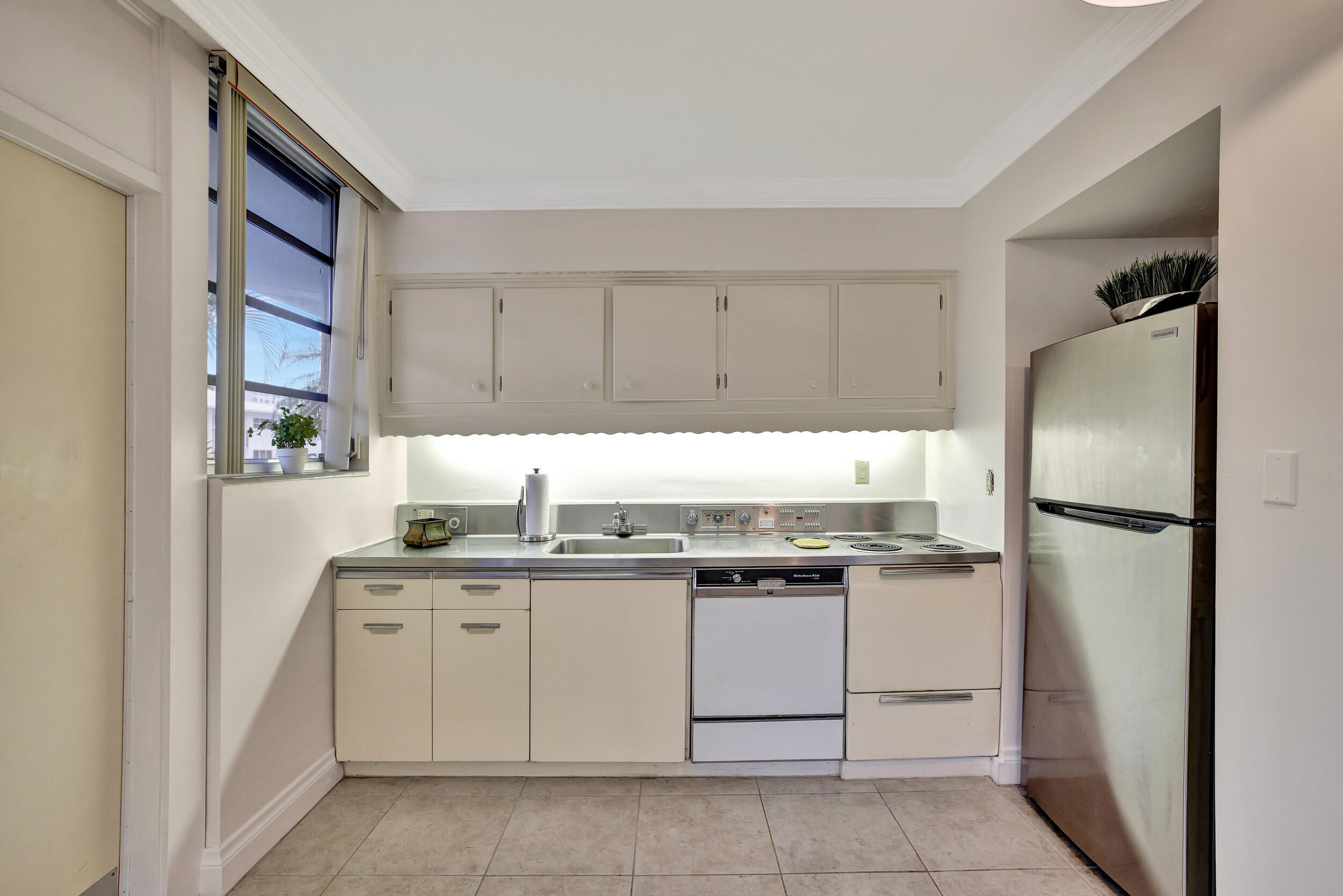 2727 Yacht Club #2a, Fort Lauderdale FL 33304