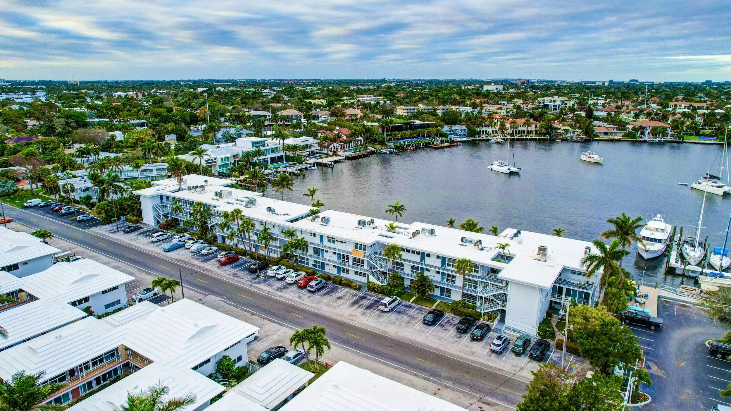 2727 Yacht Club #2a, Fort Lauderdale FL 33304