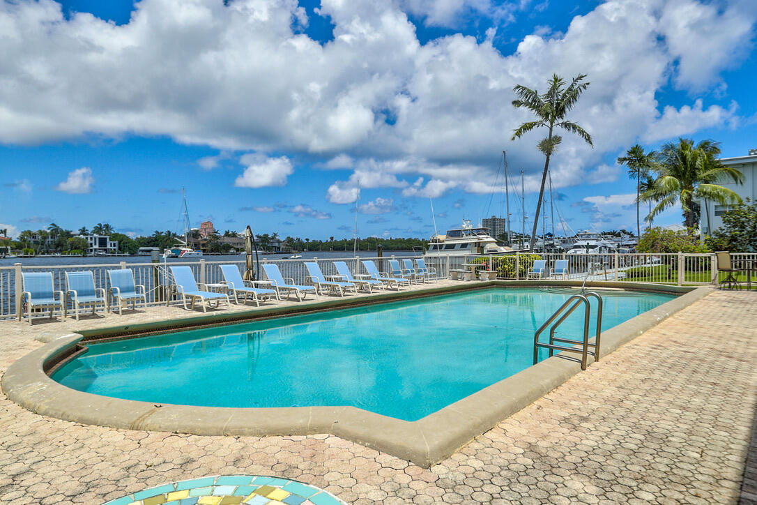 2727 Yacht Club #2a, Fort Lauderdale FL 33304