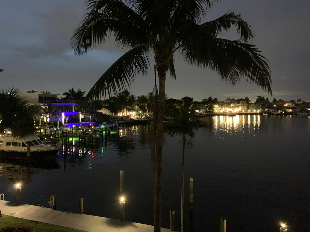 2727 Yacht Club #2a, Fort Lauderdale FL 33304
