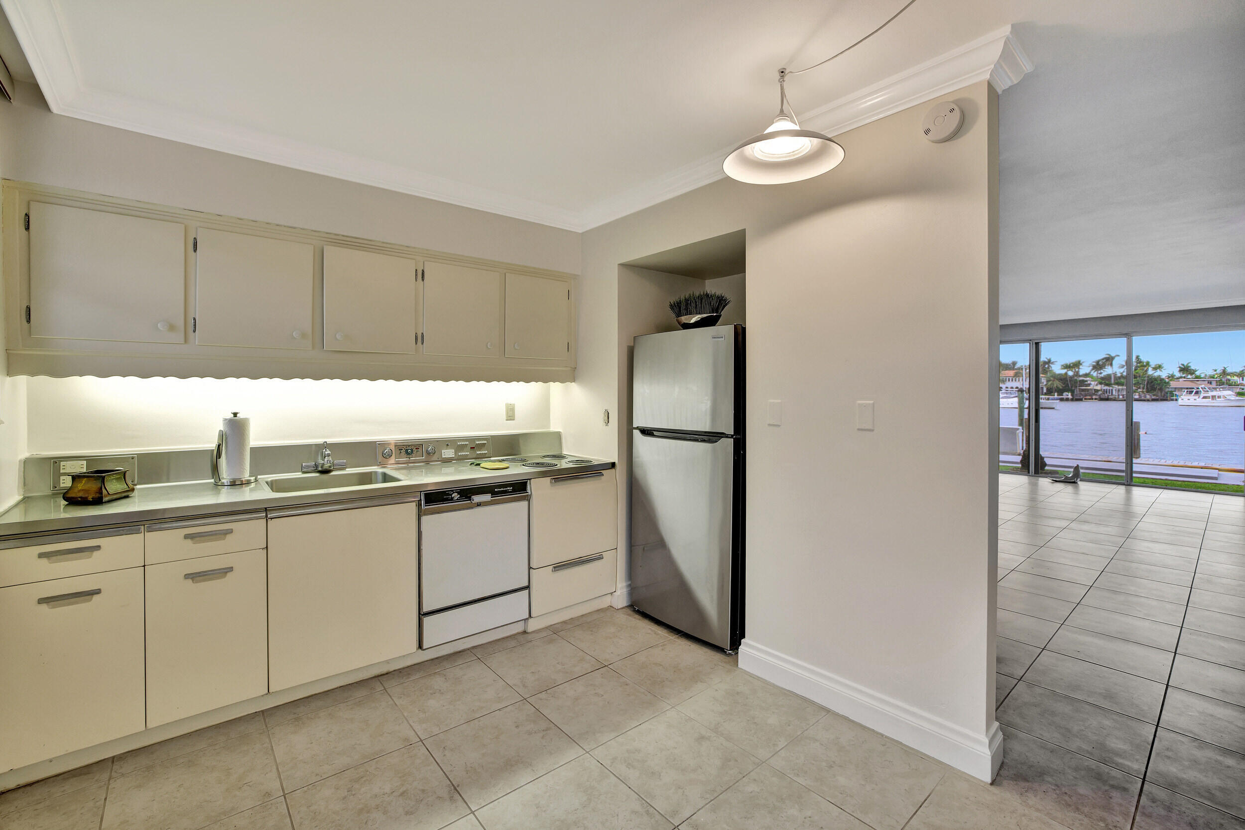 2727 Yacht Club #2a, Fort Lauderdale FL 33304