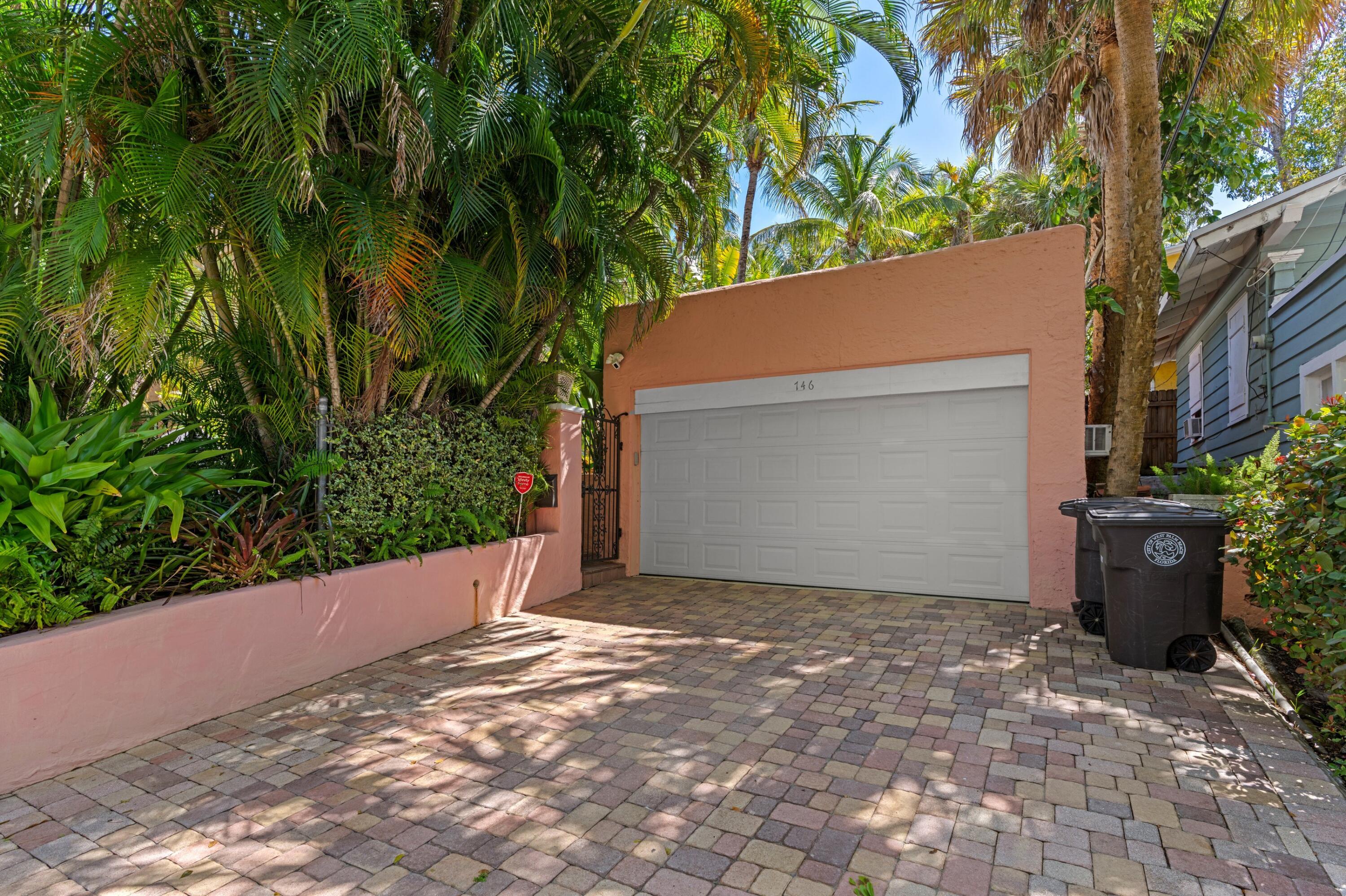 746 Upland, West Palm Beach FL 33401