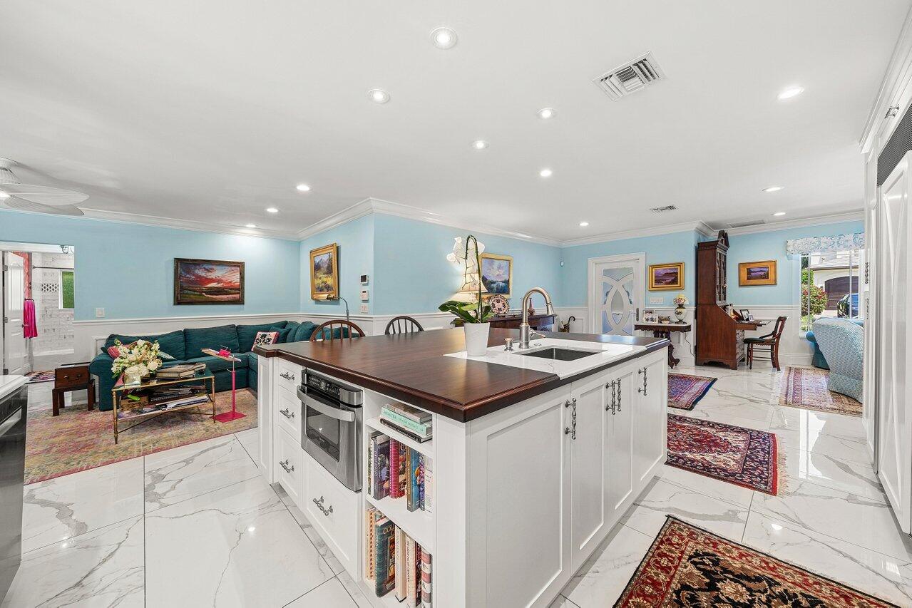 2177 Areca Palm, Boca Raton FL 33432