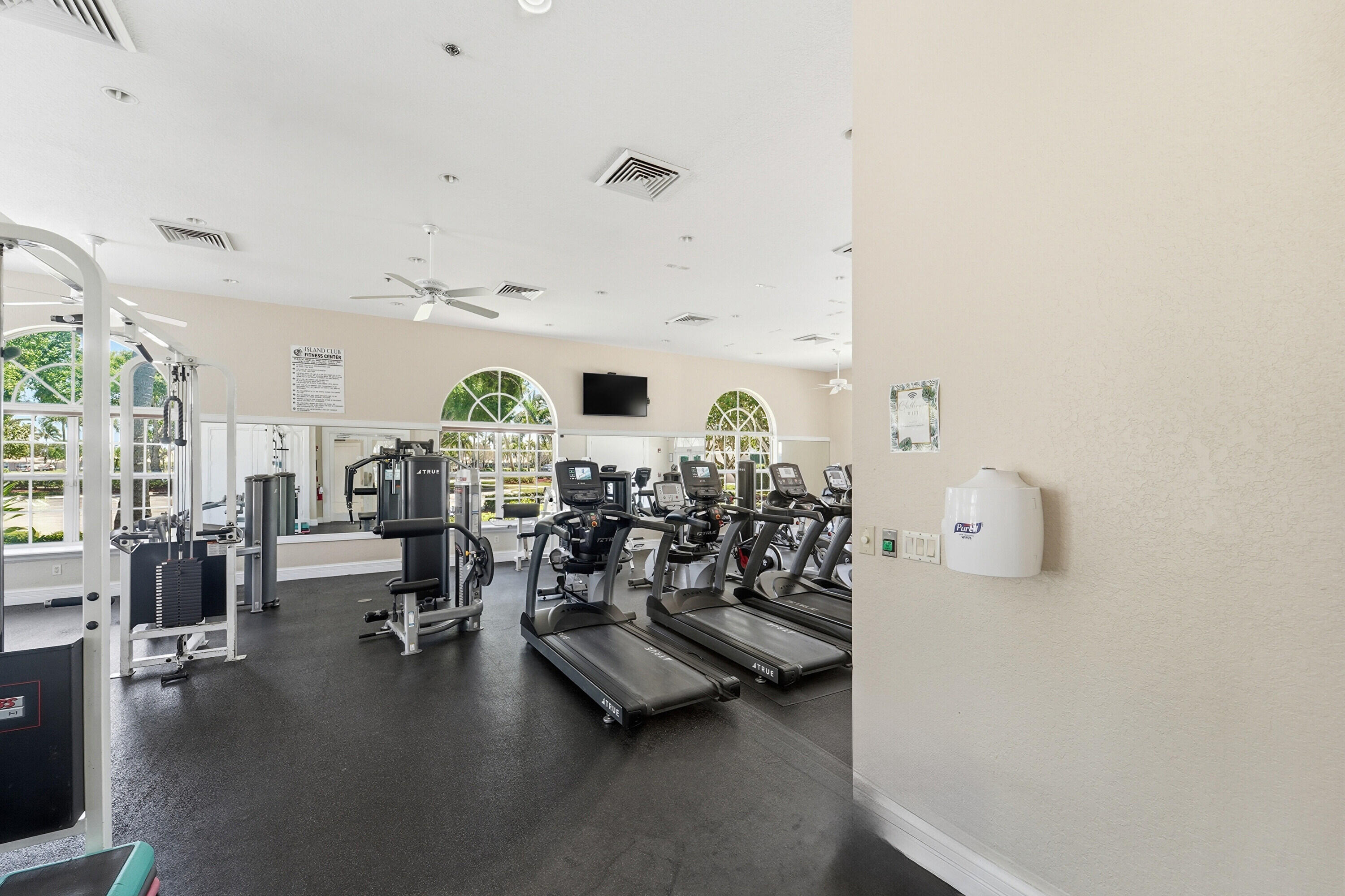 8815 Gibson Cay, West Palm Beach FL 33411