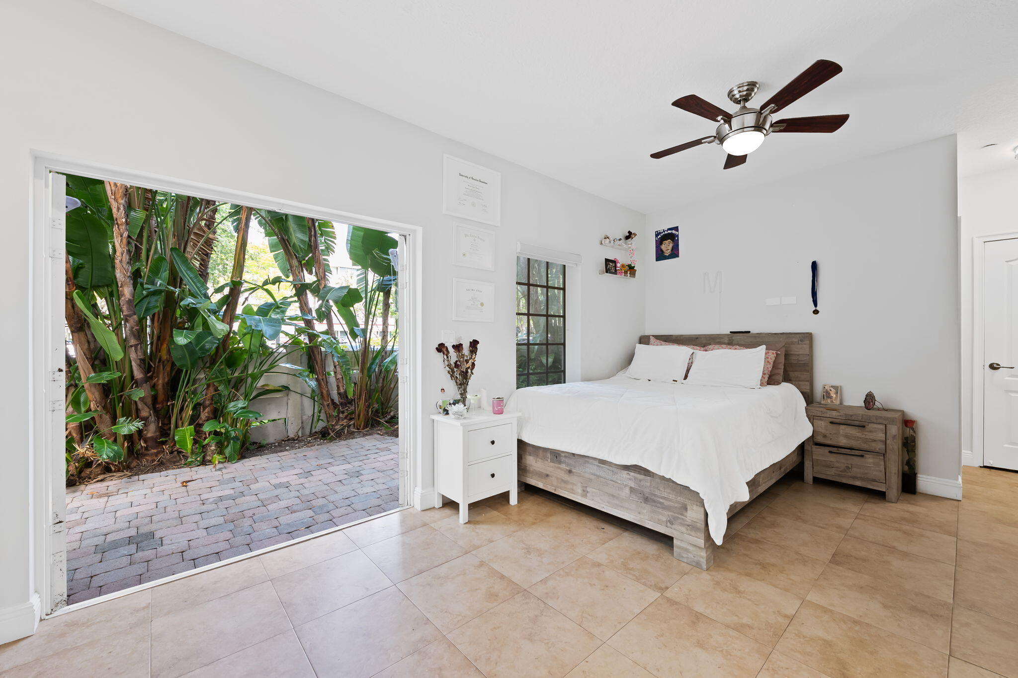 500 SE 7th #105, Fort Lauderdale FL 33301