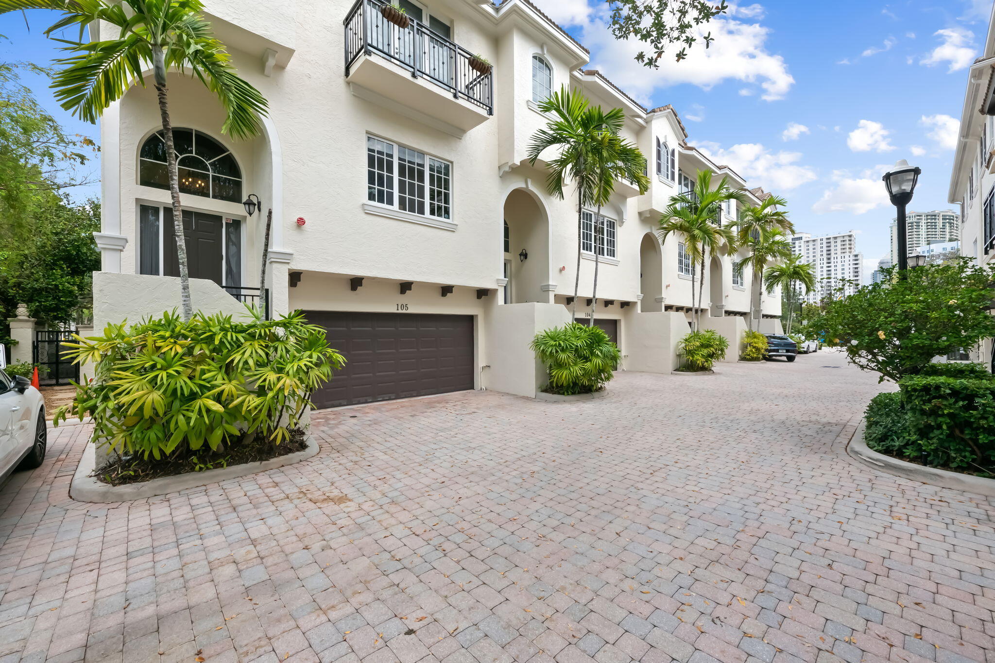 500 SE 7th #105, Fort Lauderdale FL 33301