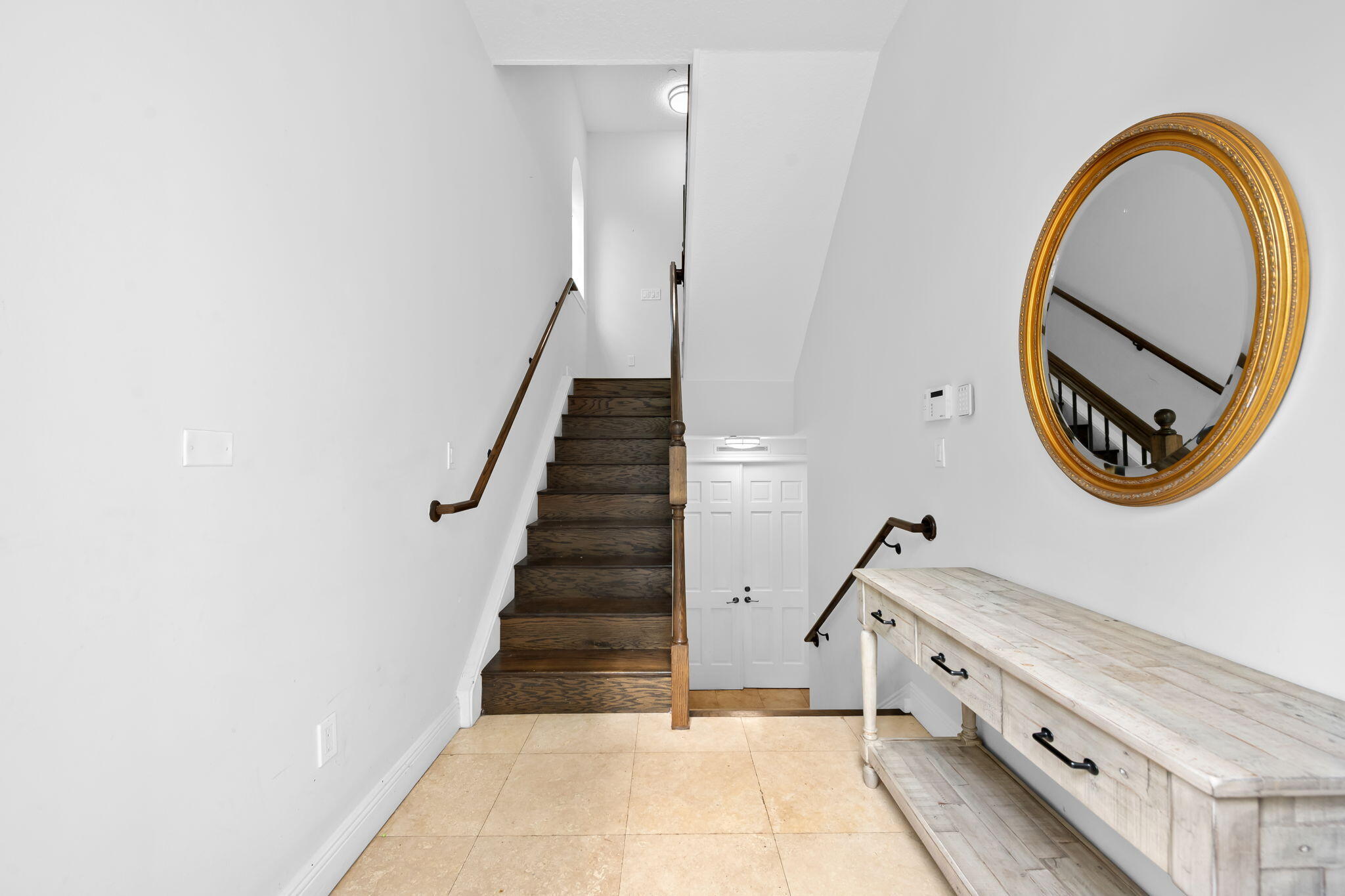 500 SE 7th #105, Fort Lauderdale FL 33301
