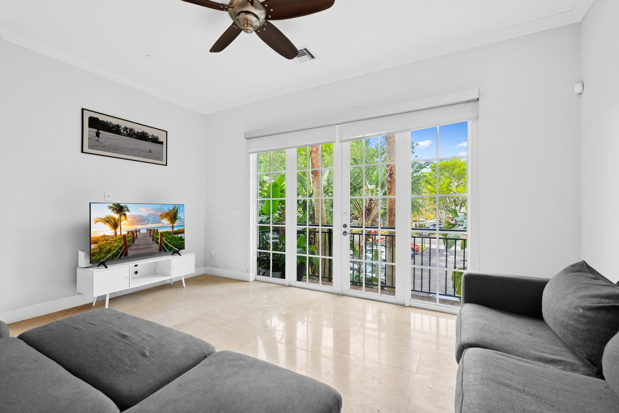 500 SE 7th #105, Fort Lauderdale FL 33301